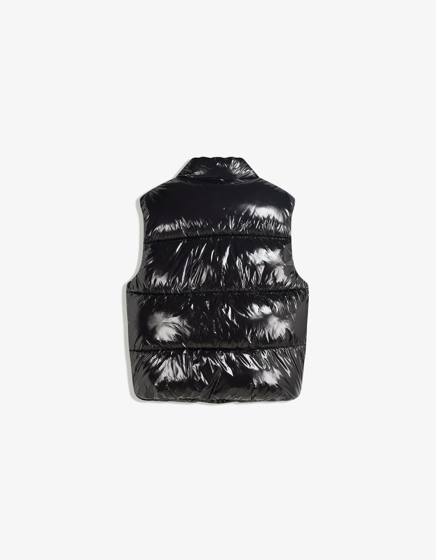 DOUDOUNE SANS MANCHES NOIR BERSHKA