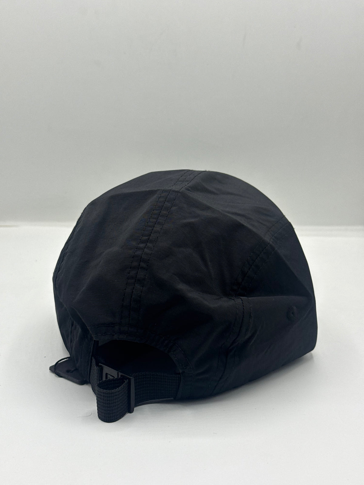 CAP STONE ISLAND BLACK (2)