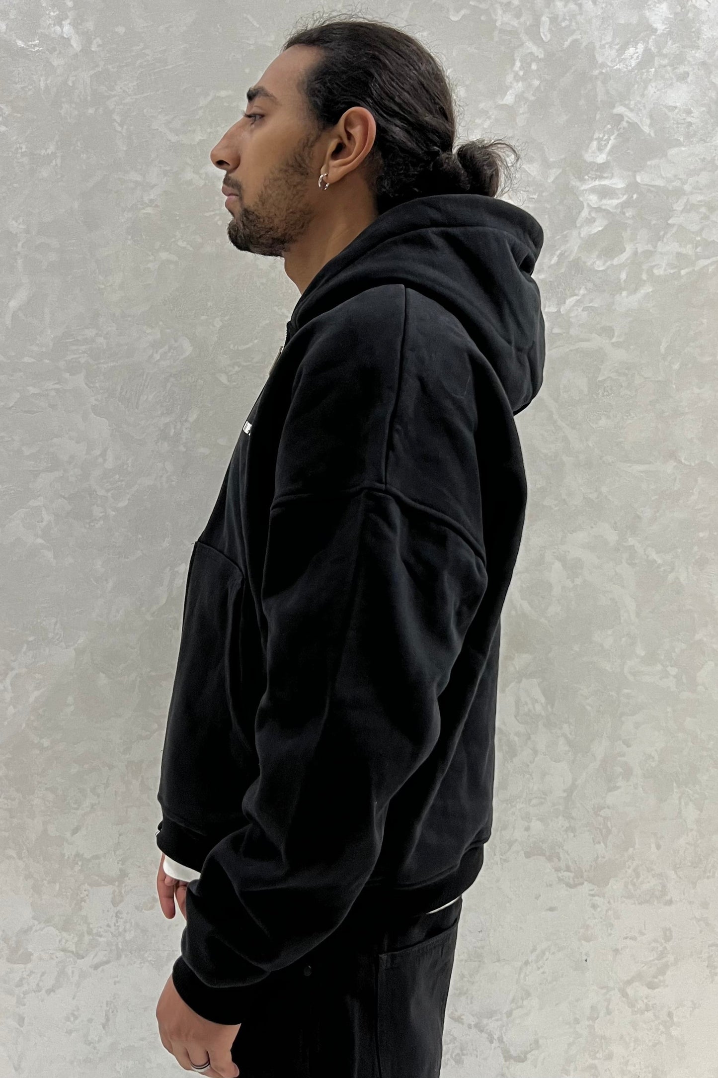 CROPPED ZIPPED HOODIE (NOIR)