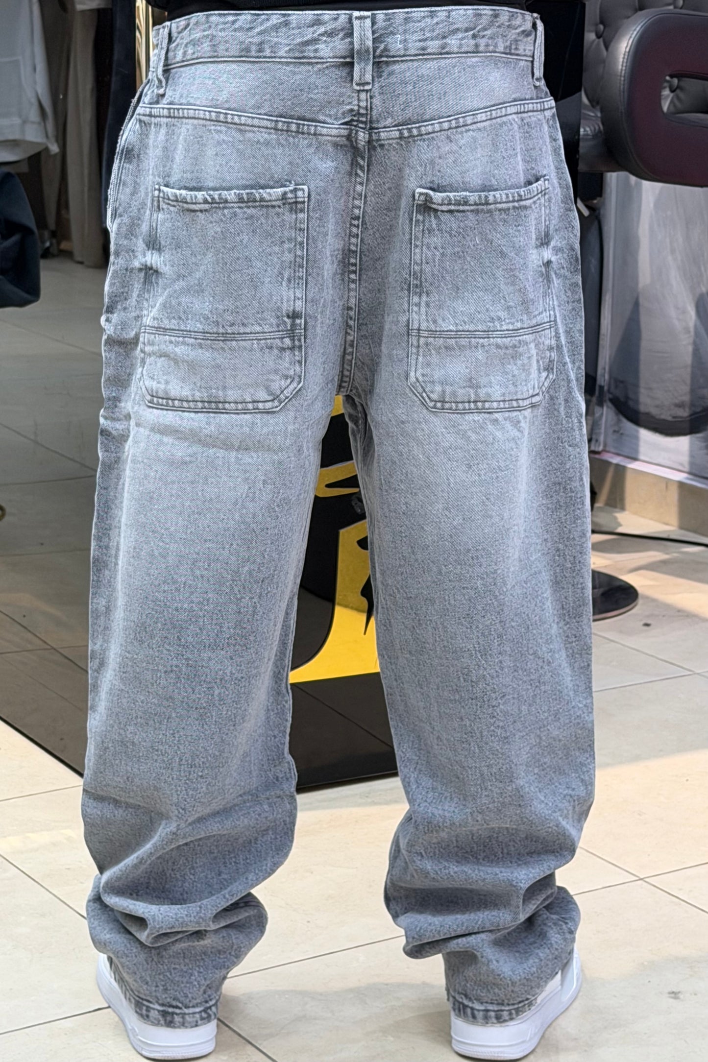 SKATER FIT JEANS GRIS BS