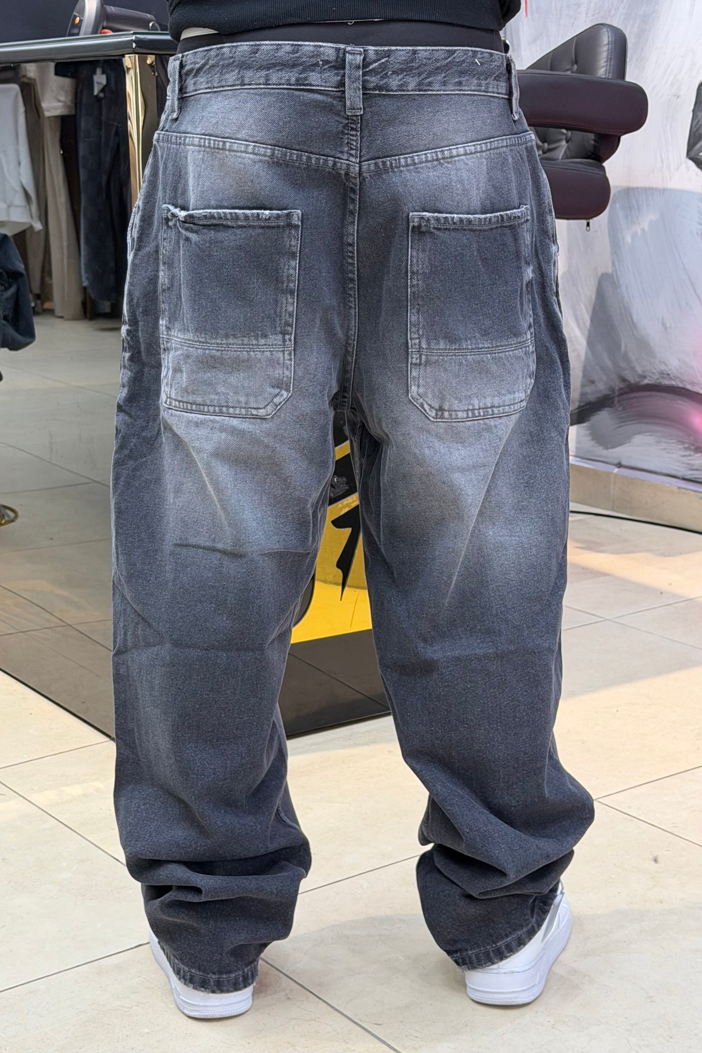 SKATER FIT JEANS GRIS NOIR SK
