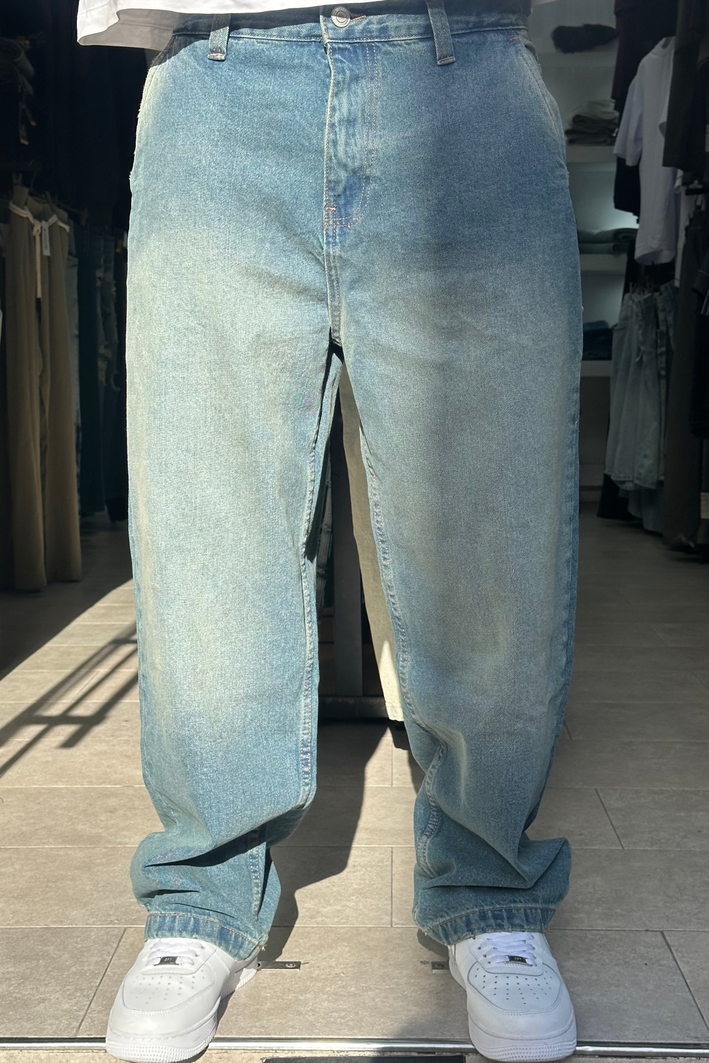 SKATER JEANS DIRTY