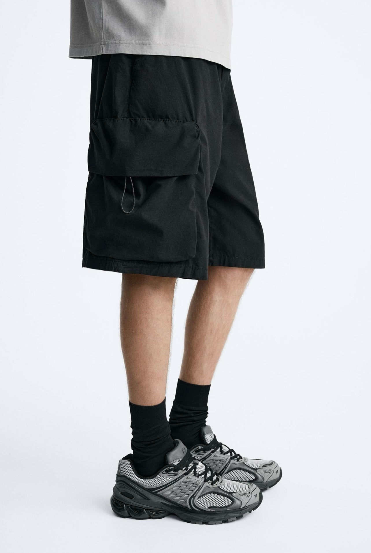 FADED CARGO BERMUDA SHORTS NOIR ZARA