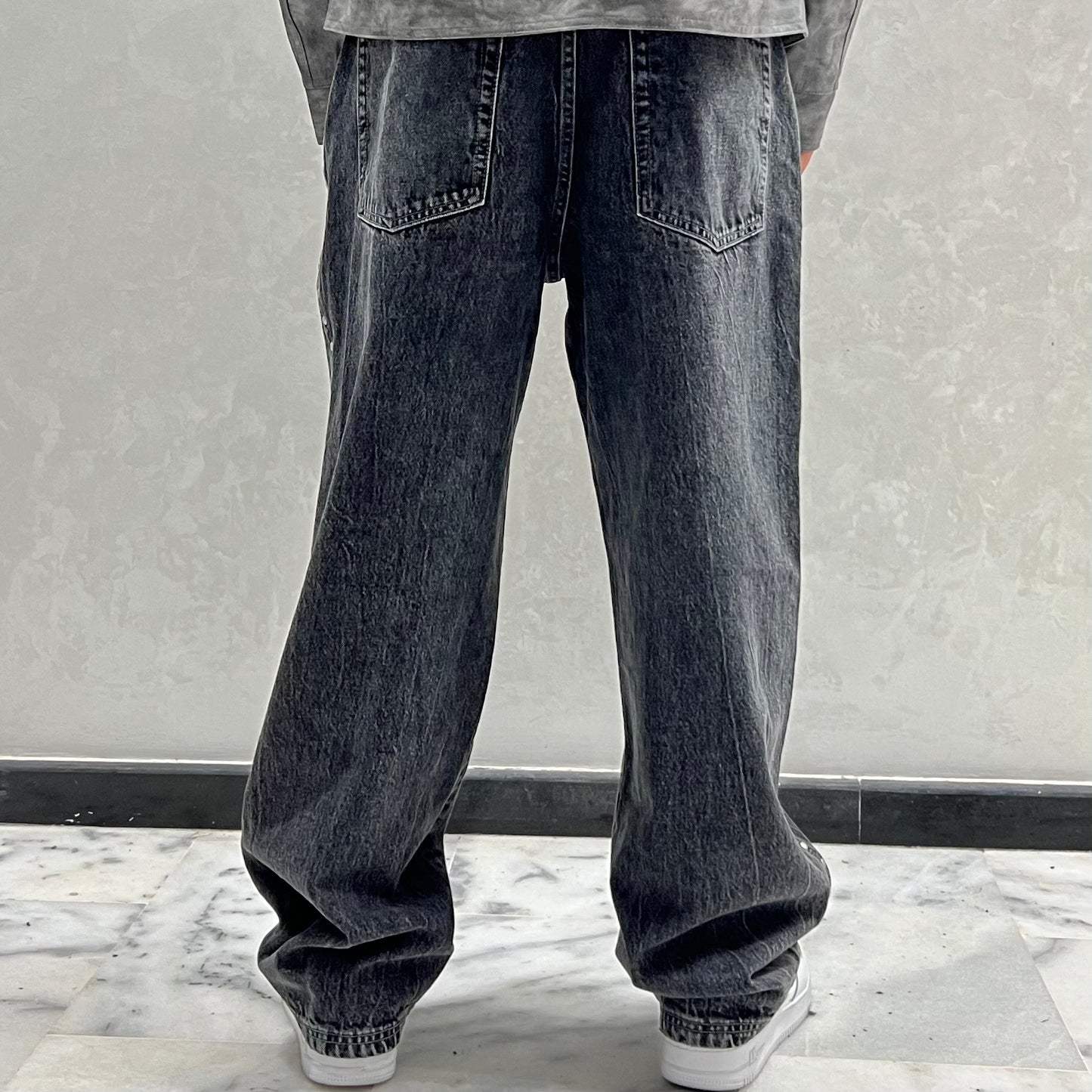Straight FiT JEANS (ZARA)
