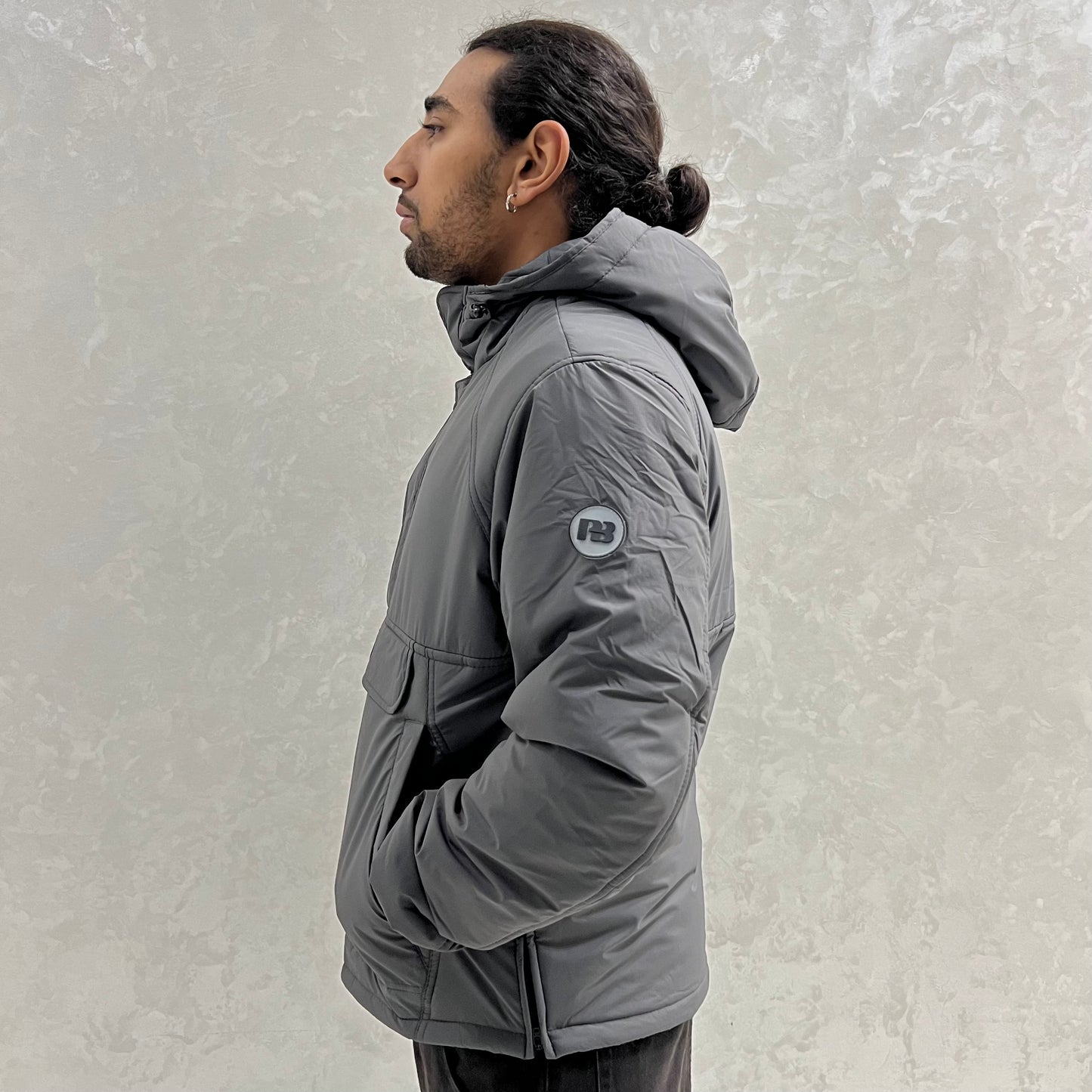 Jacket whith pouch pocket pull & bear GRIS