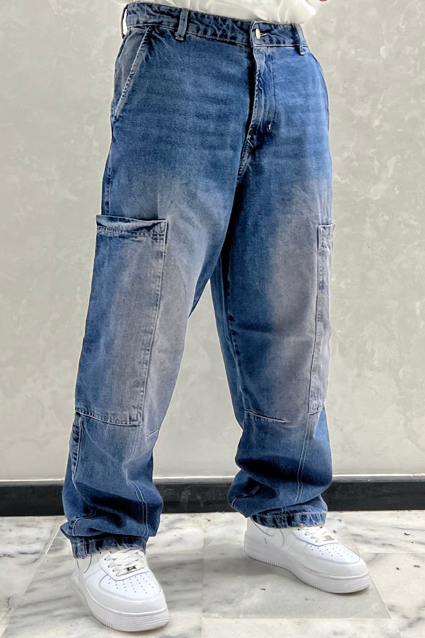 CARGO (BLEU ROSE DELAVE)