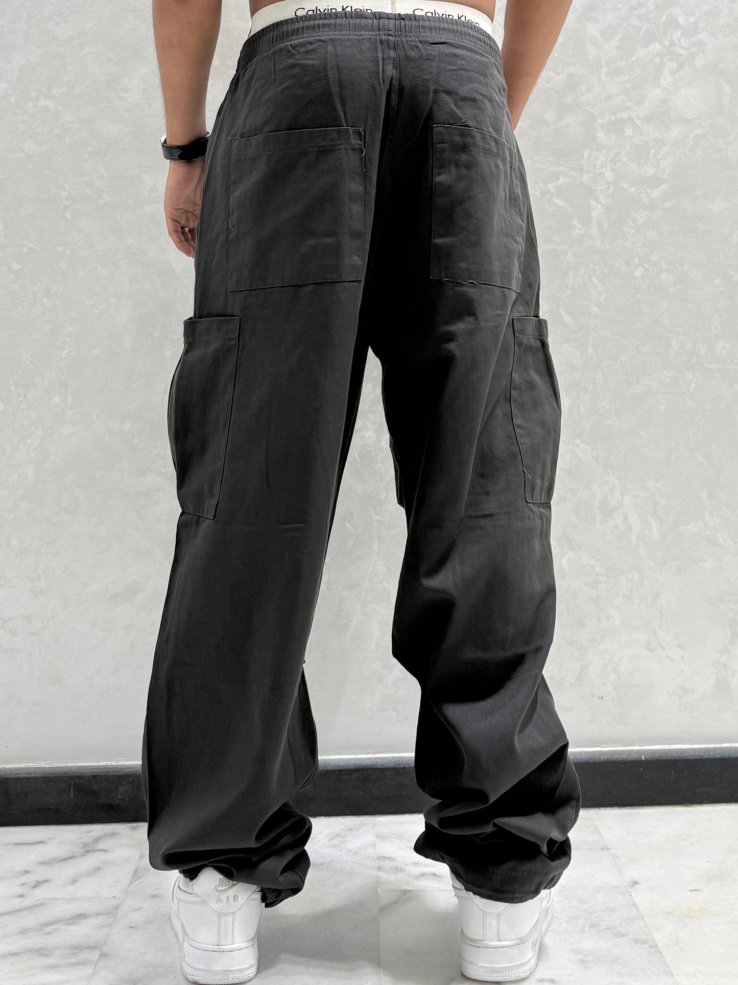 CARGO VM GRIS NOIR 40-695