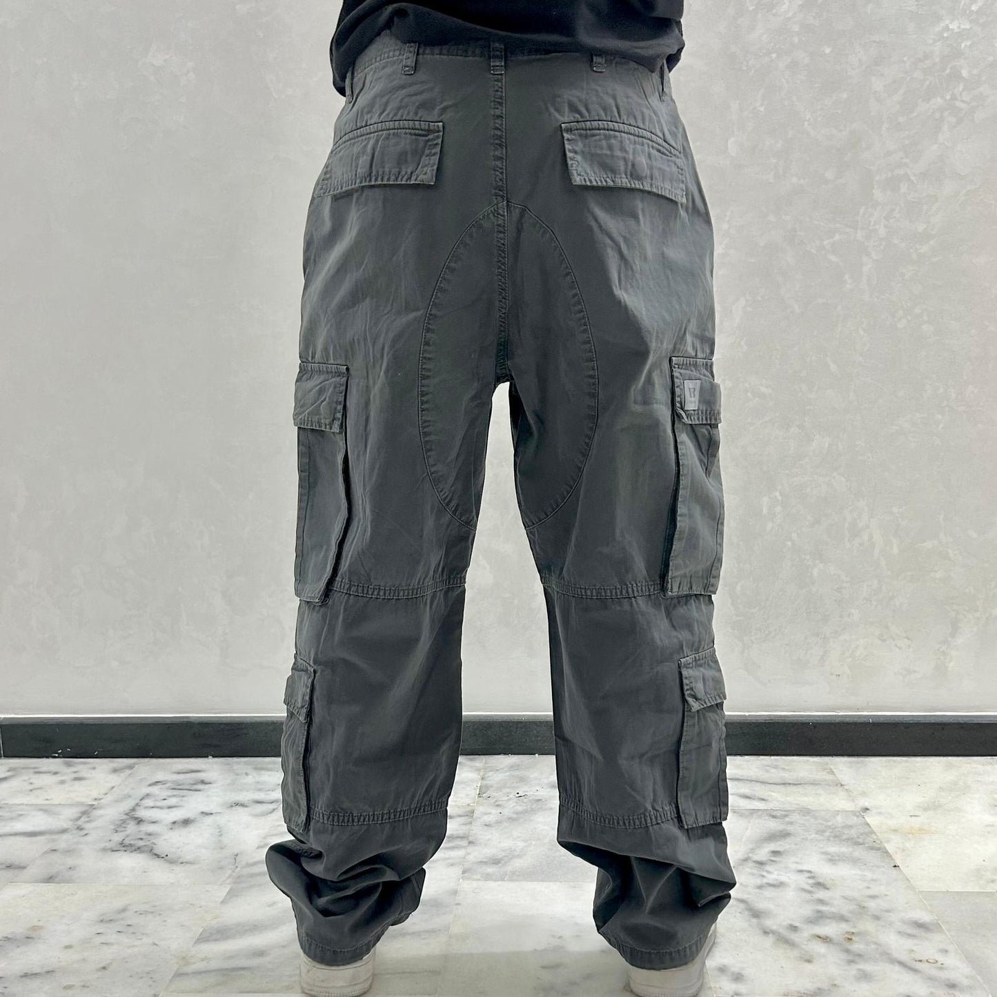 Cargo pull and bear gris