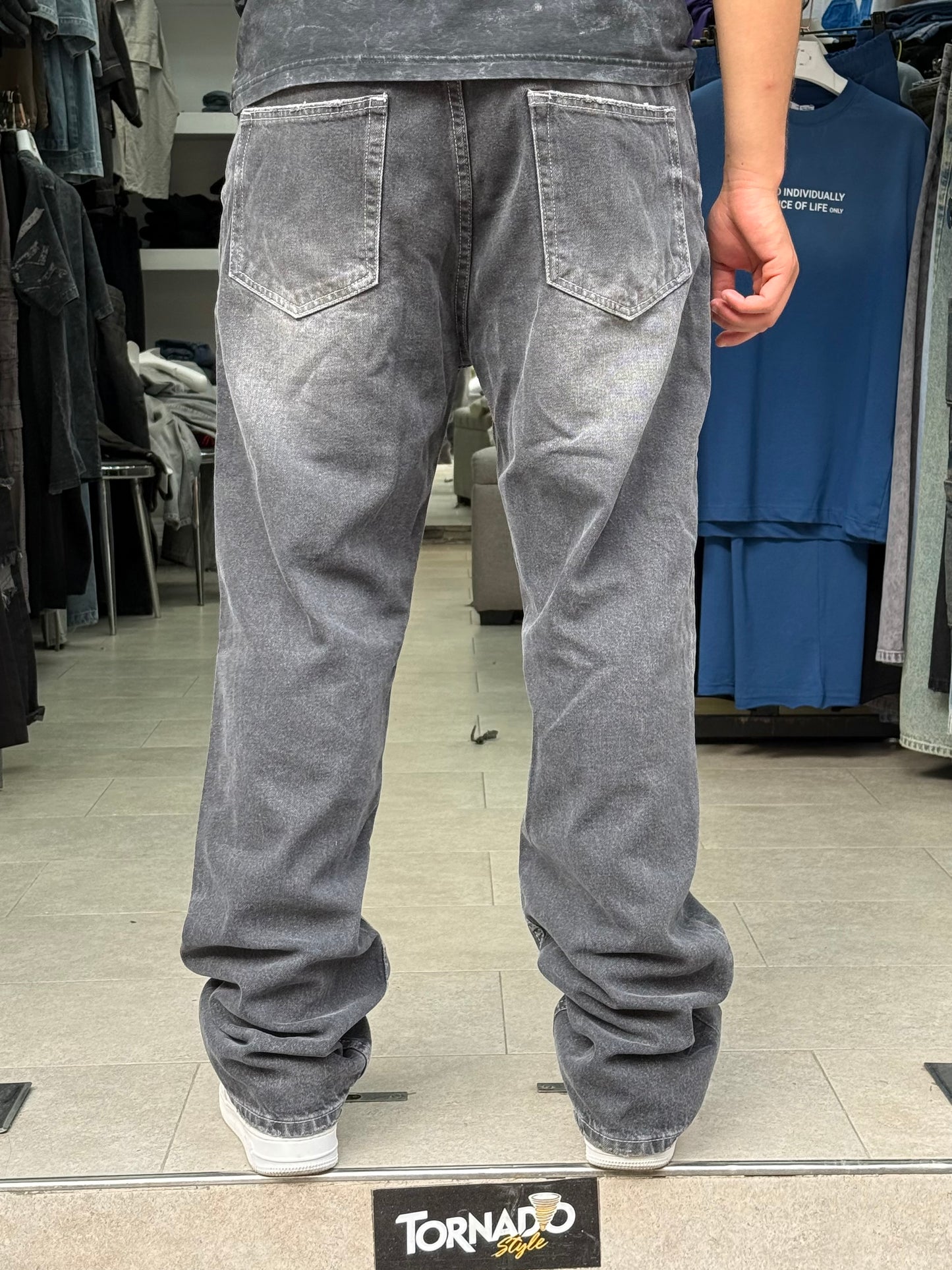 BAGGY JEANS GRIS NOIR