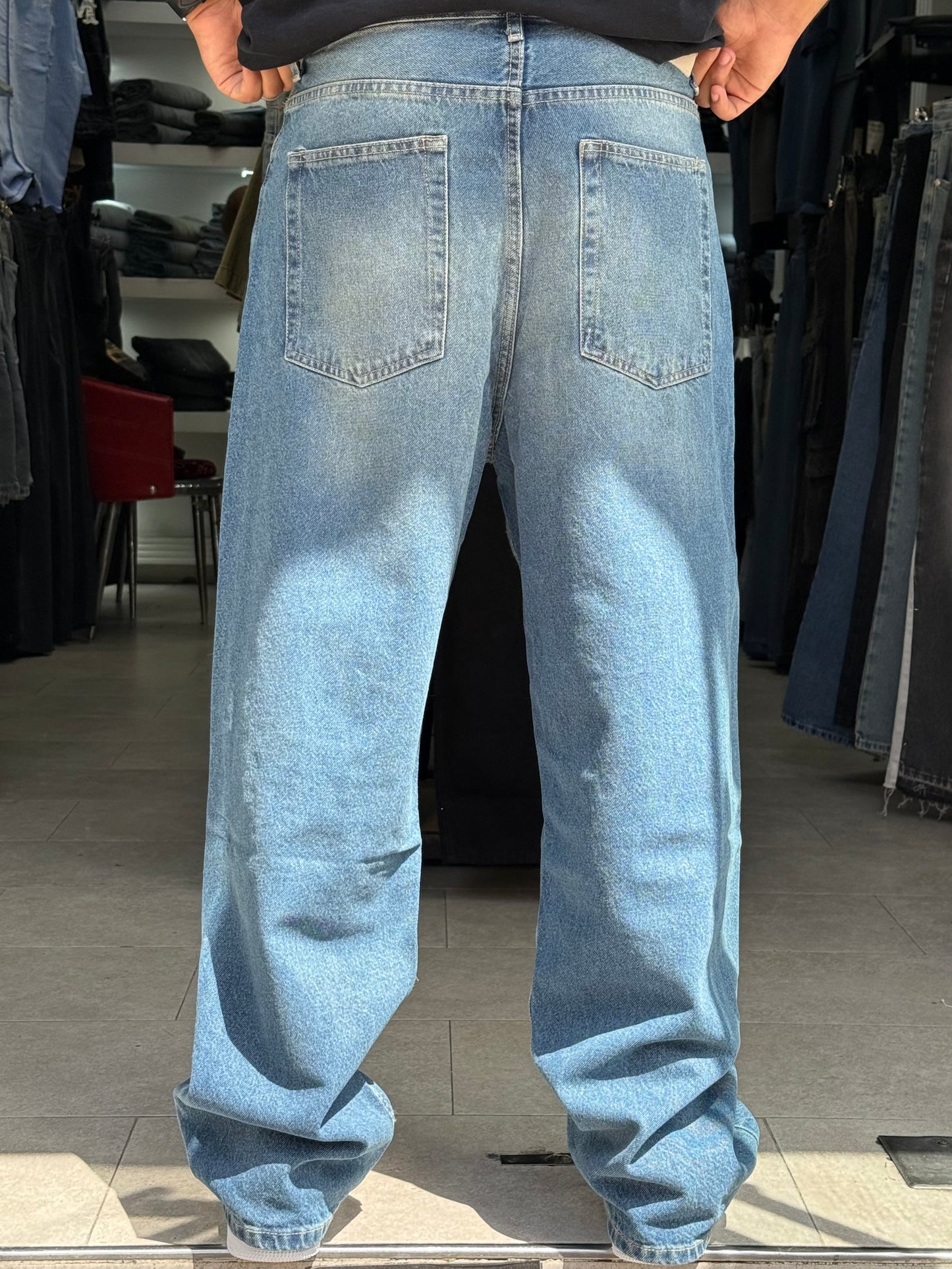 BAGGY JEANS BLEU PR DECHIRE