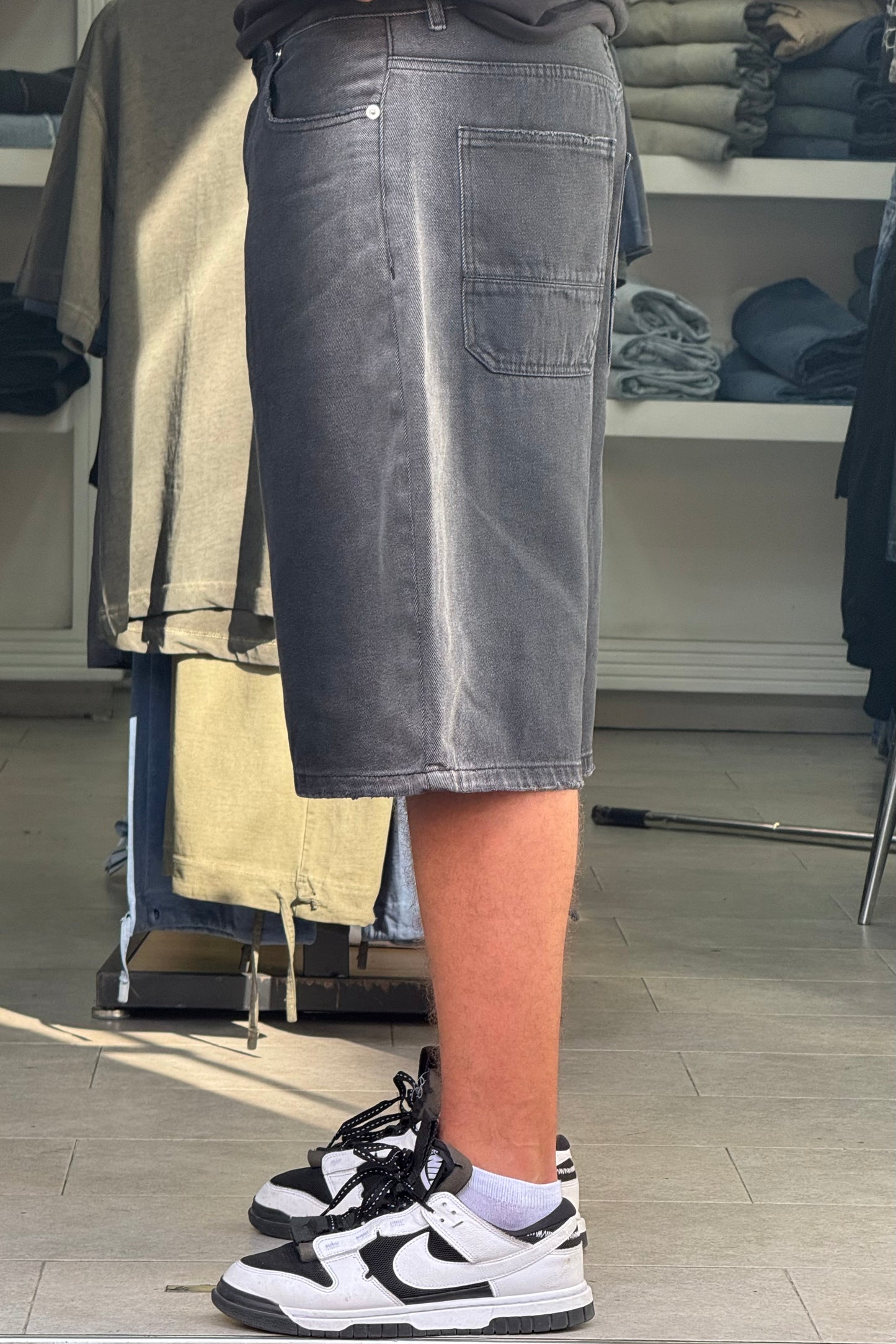 SKATER JORTS NOIR DEGRADE