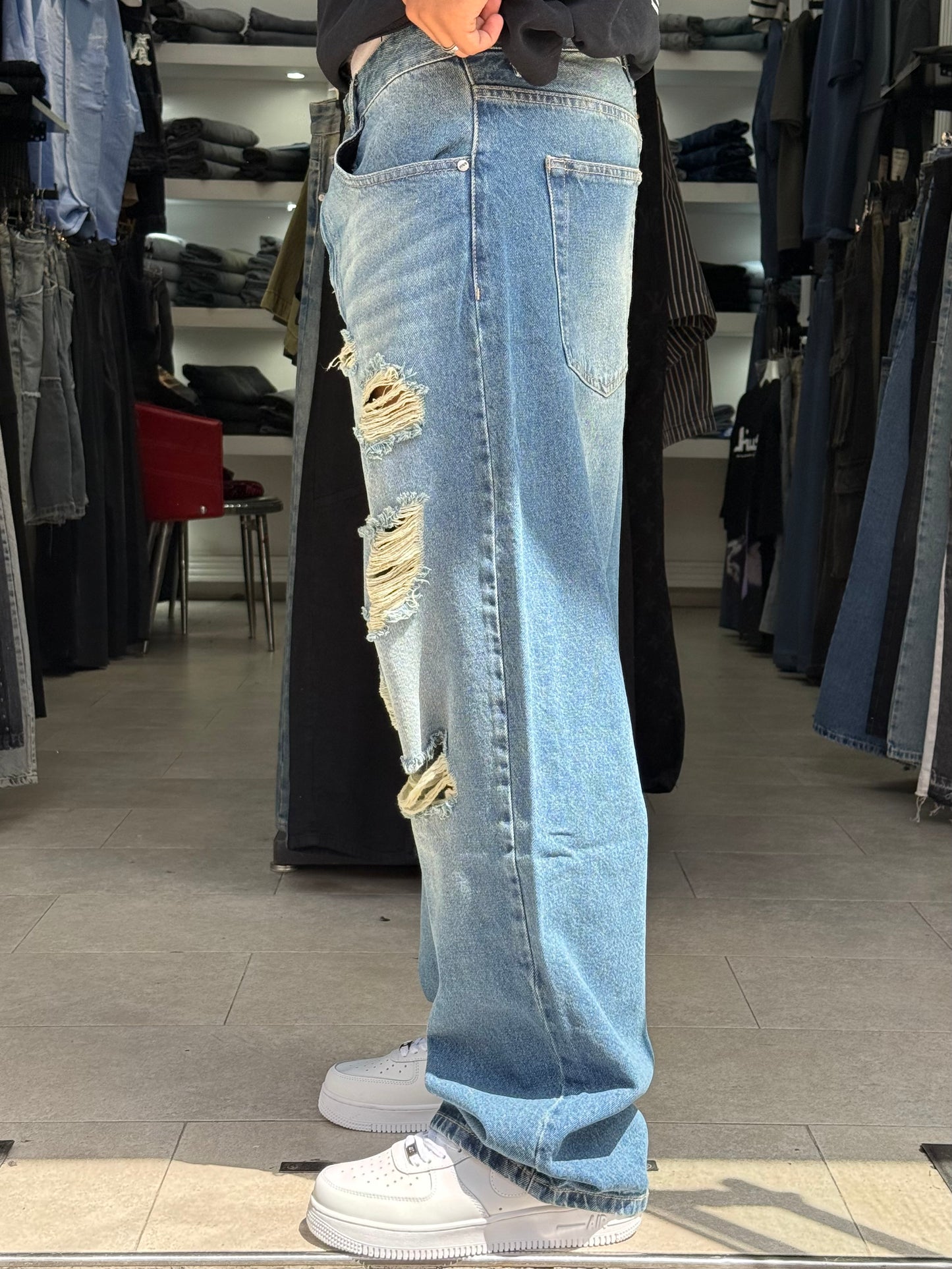 BAGGY JEANS BLEU PR DECHIRE