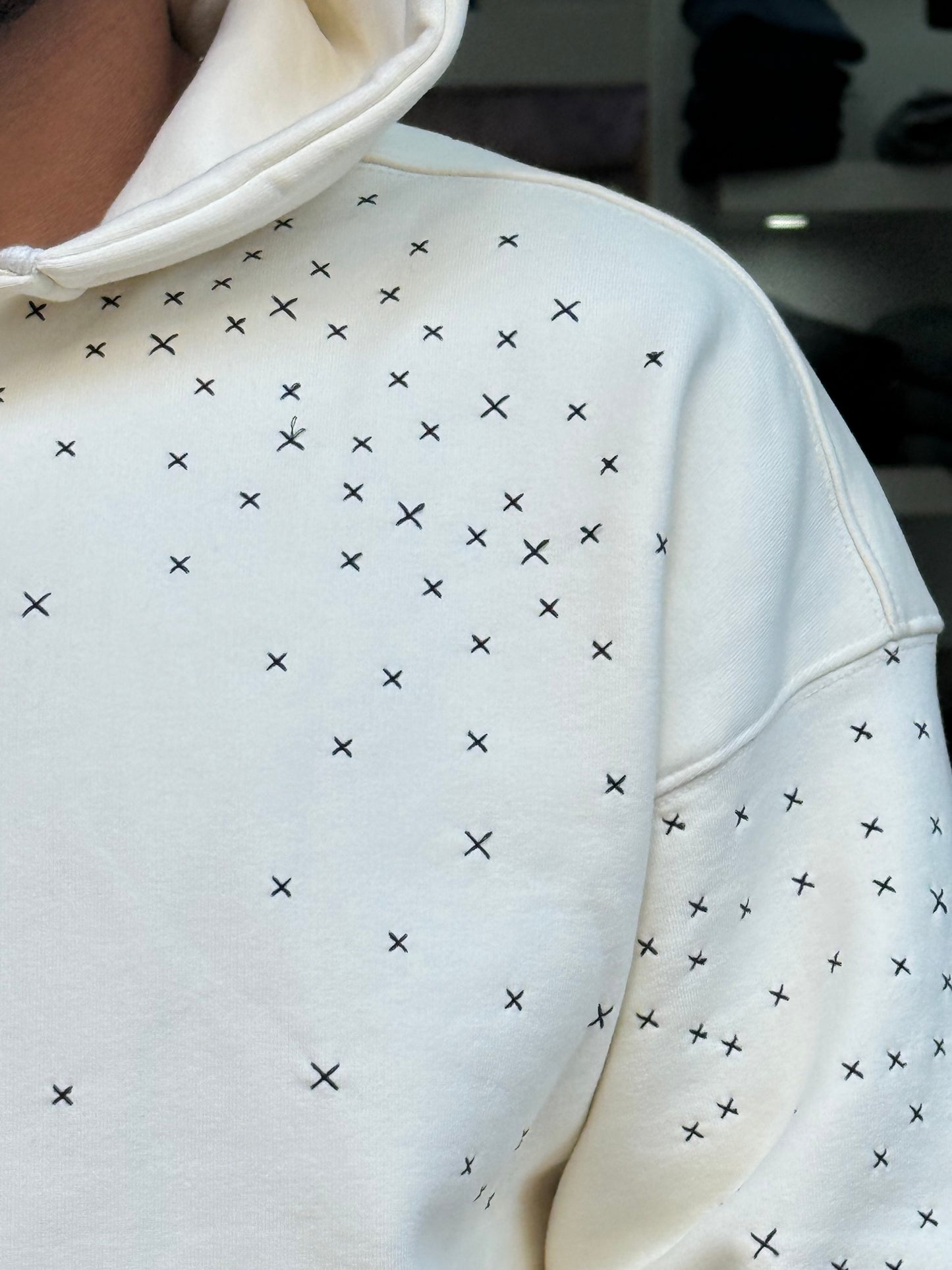 HOODIES ZIP + WHITE