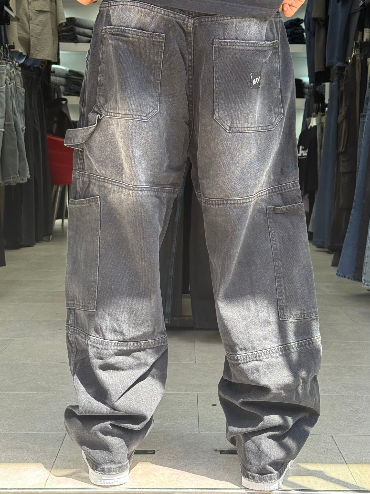 CARGO JEANS NOIR SK