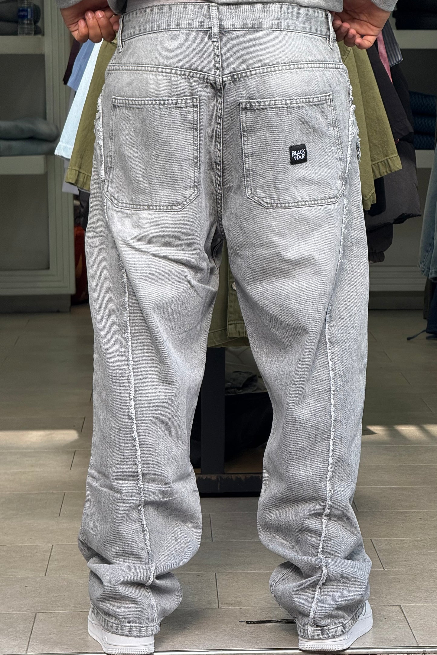 BAGGY JEANS STORM GRIS