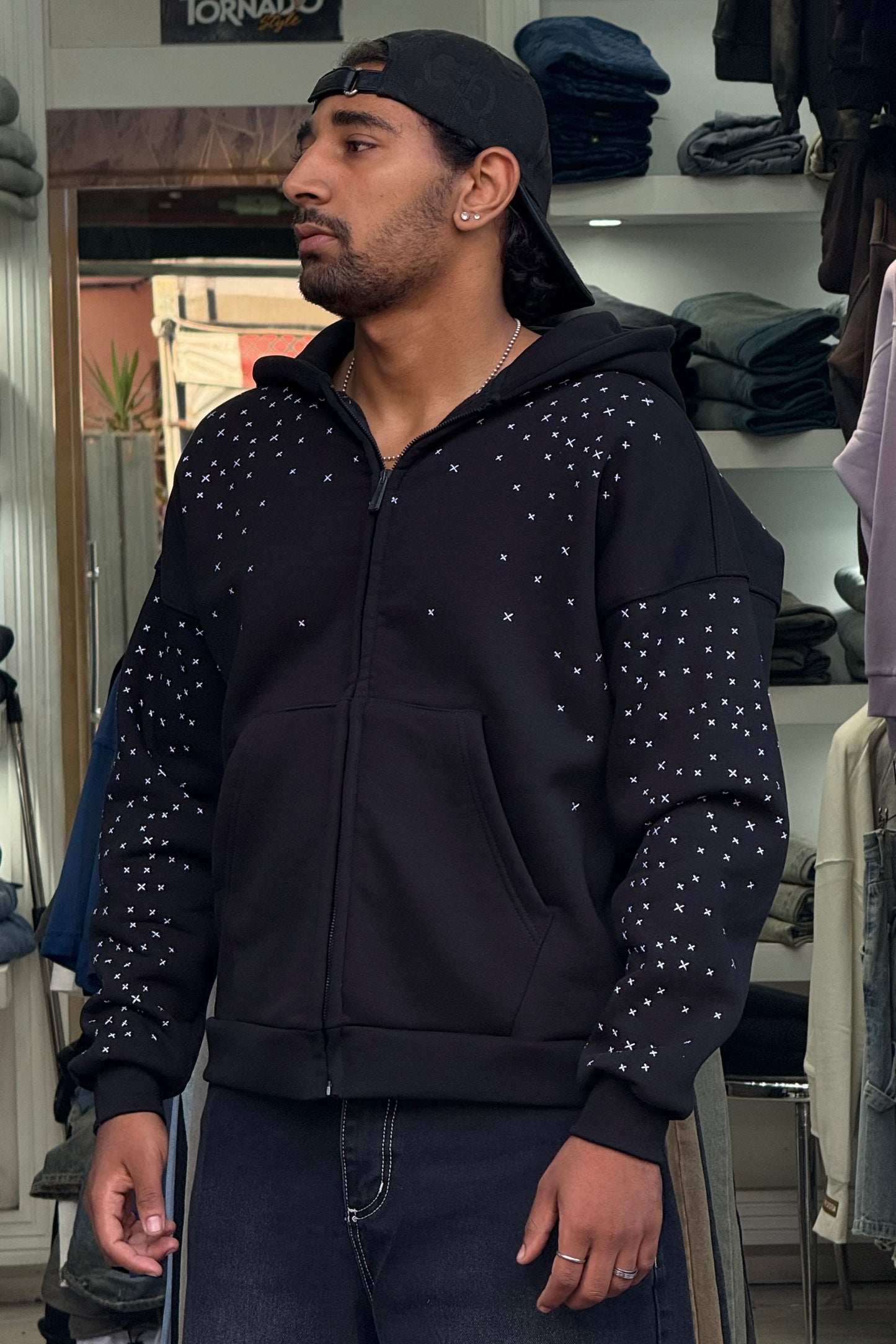 HOODIES ZIP + BLACK