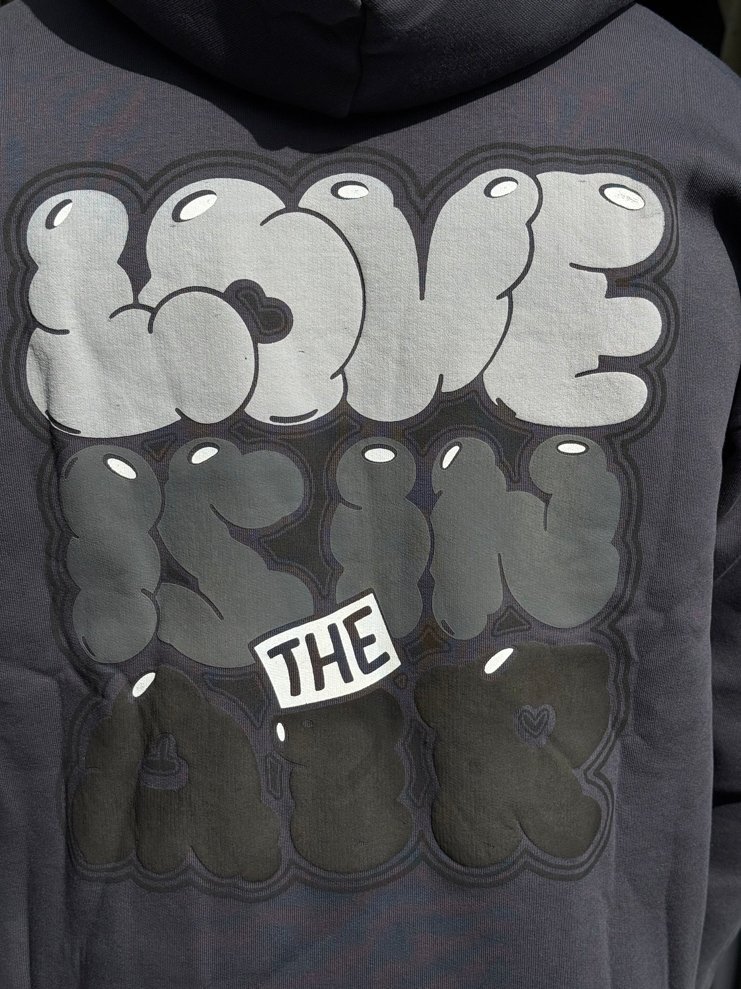 HOODIES LOVE IS IN THE AIR GREY