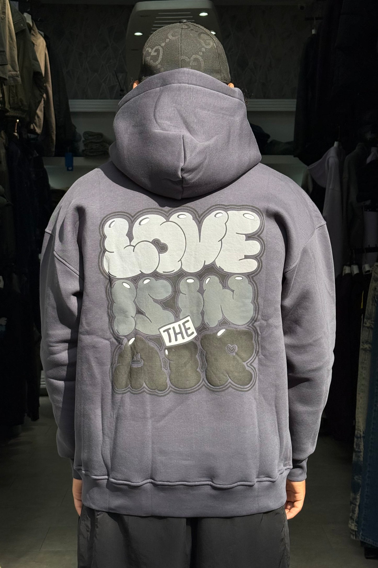 HOODIES LOVE IS IN THE AIR GREY