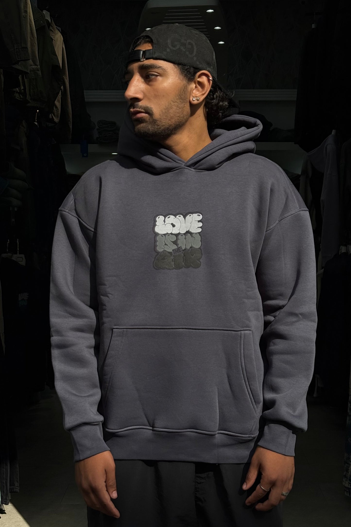 HOODIES LOVE IS IN THE AIR GREY