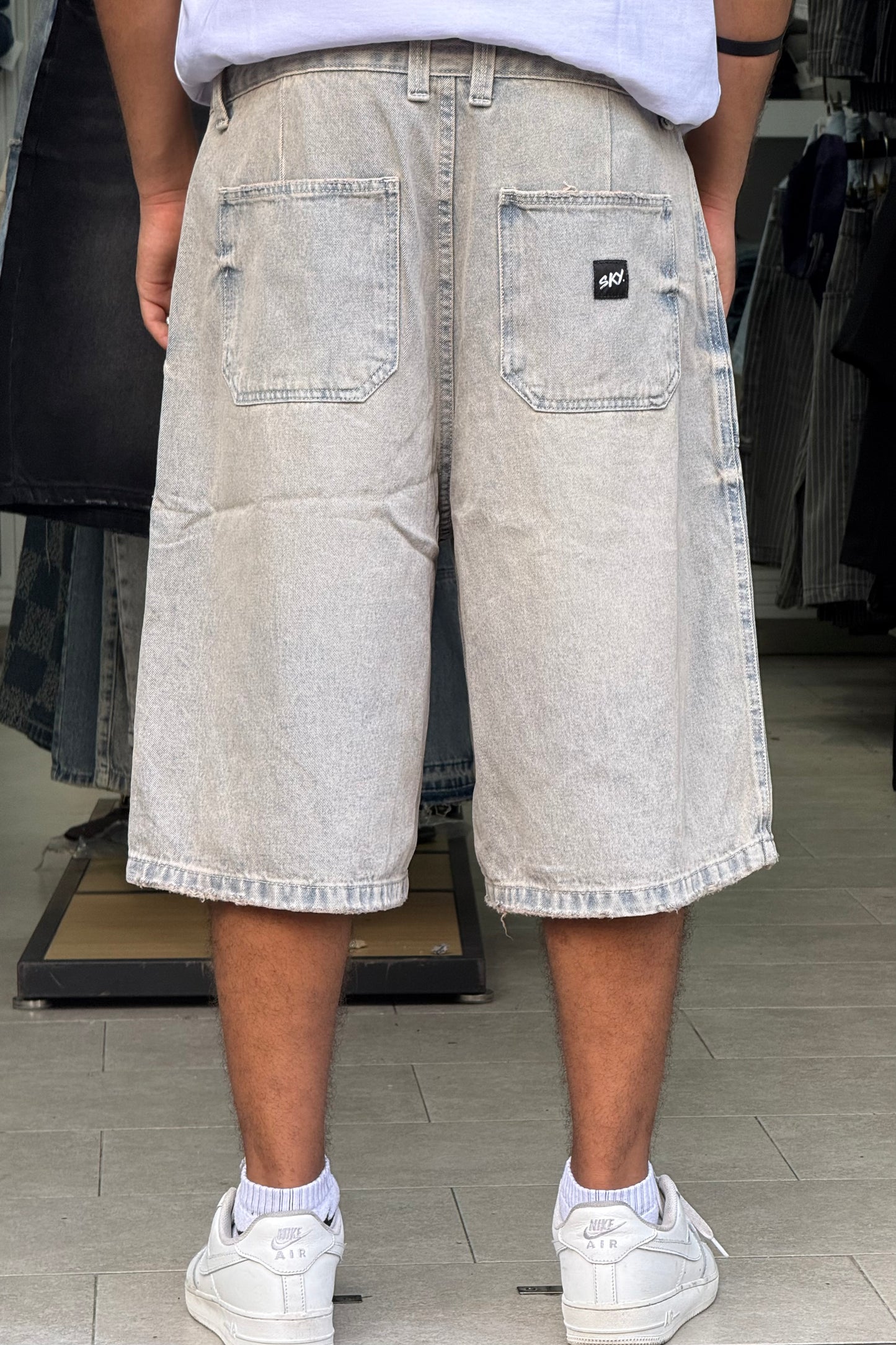 SKATER JORTS DIRTY CLAIR TCHATCHA