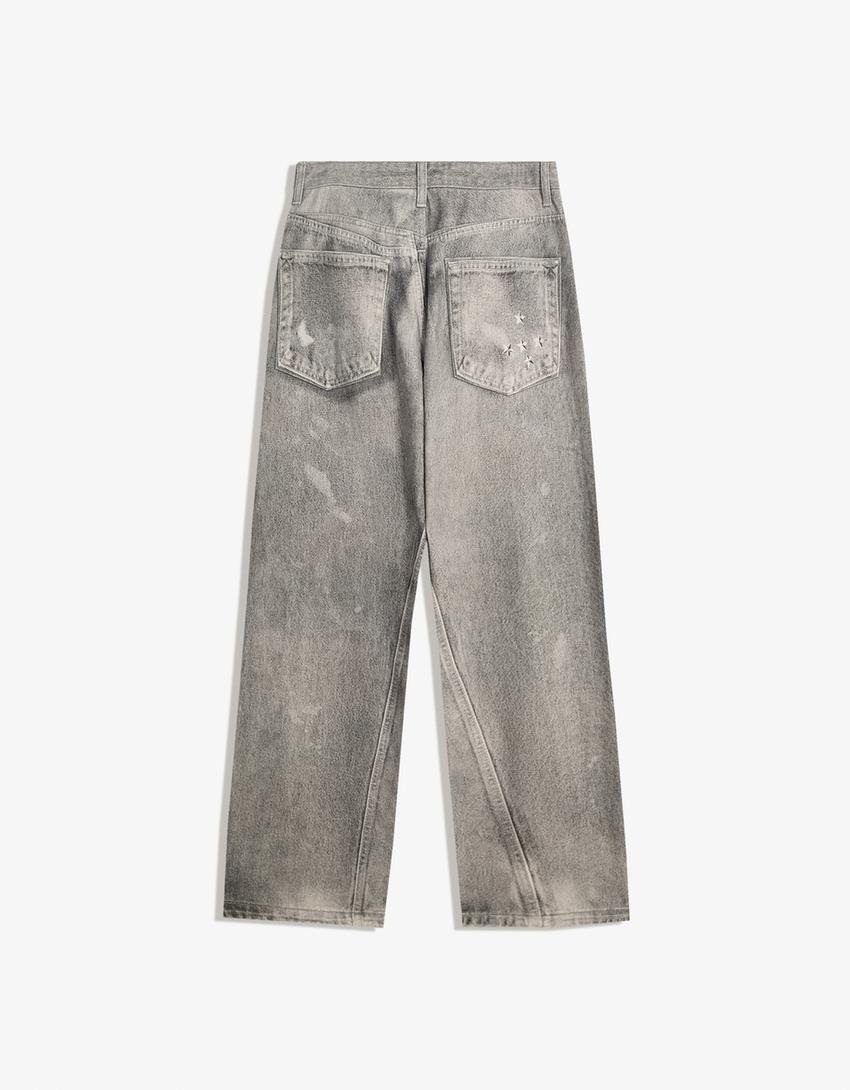 BAGGY JEANS IMPRIME GRIS BERSHKA