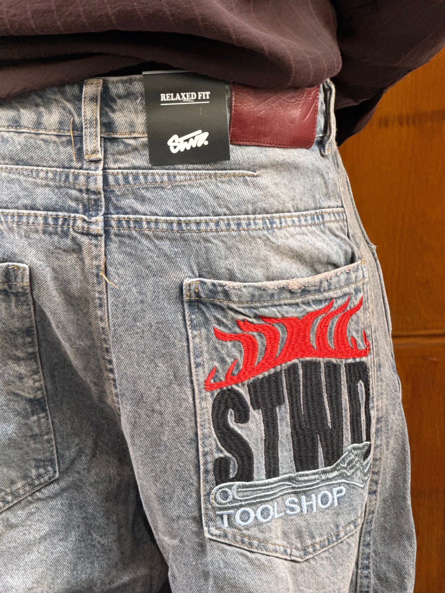 BAGGY JEANS STWD DIRTY (BROWN)