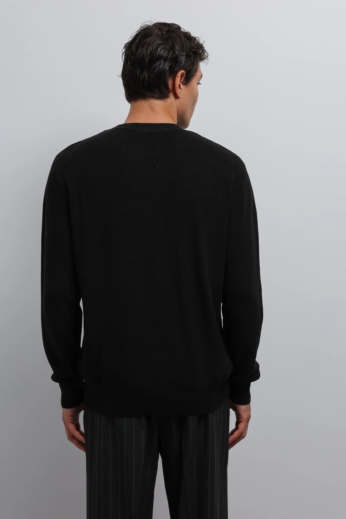 JUMPER BASIC BLACK A25Y3153 ANT