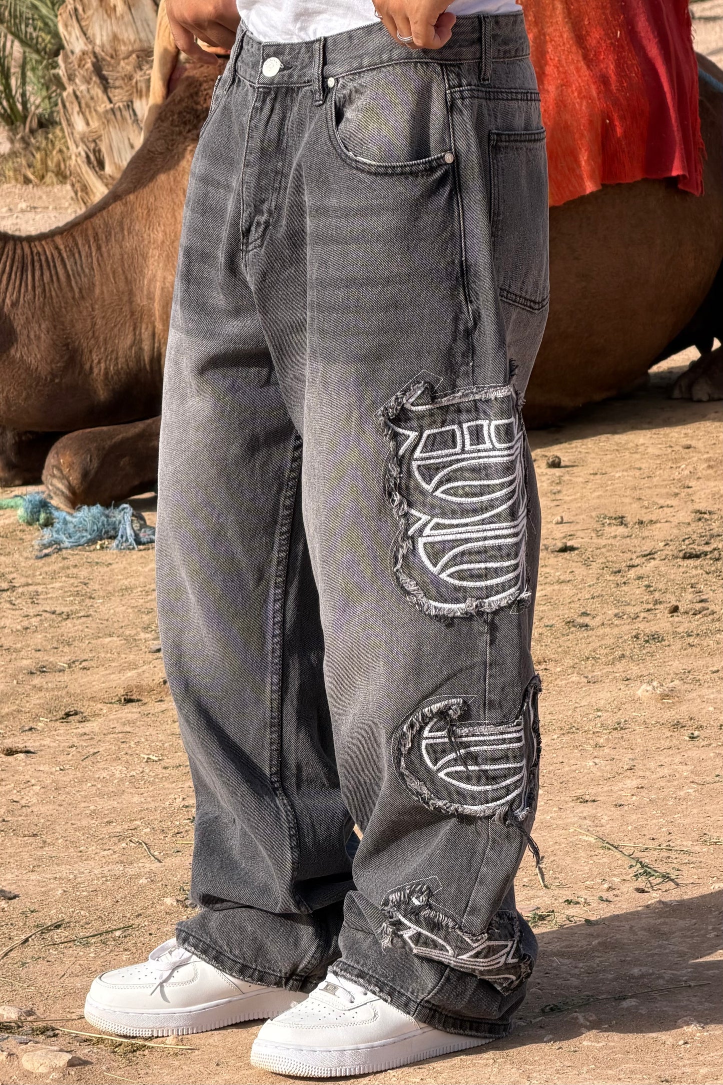 BAGGY JEANS L’INTROUVABLE (GRIS NOIR)