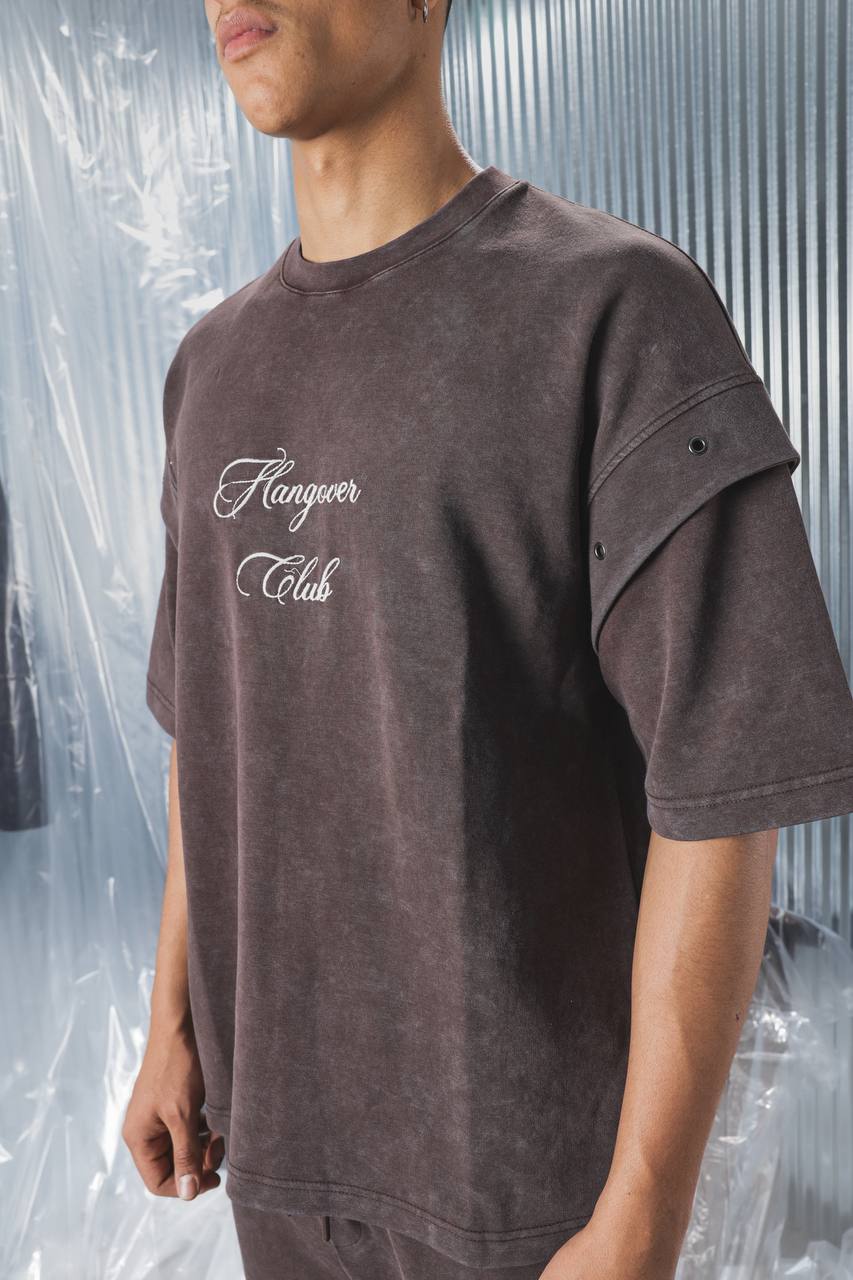 T-SIHRT ES HANGOVER CLUB BROWN E71-154