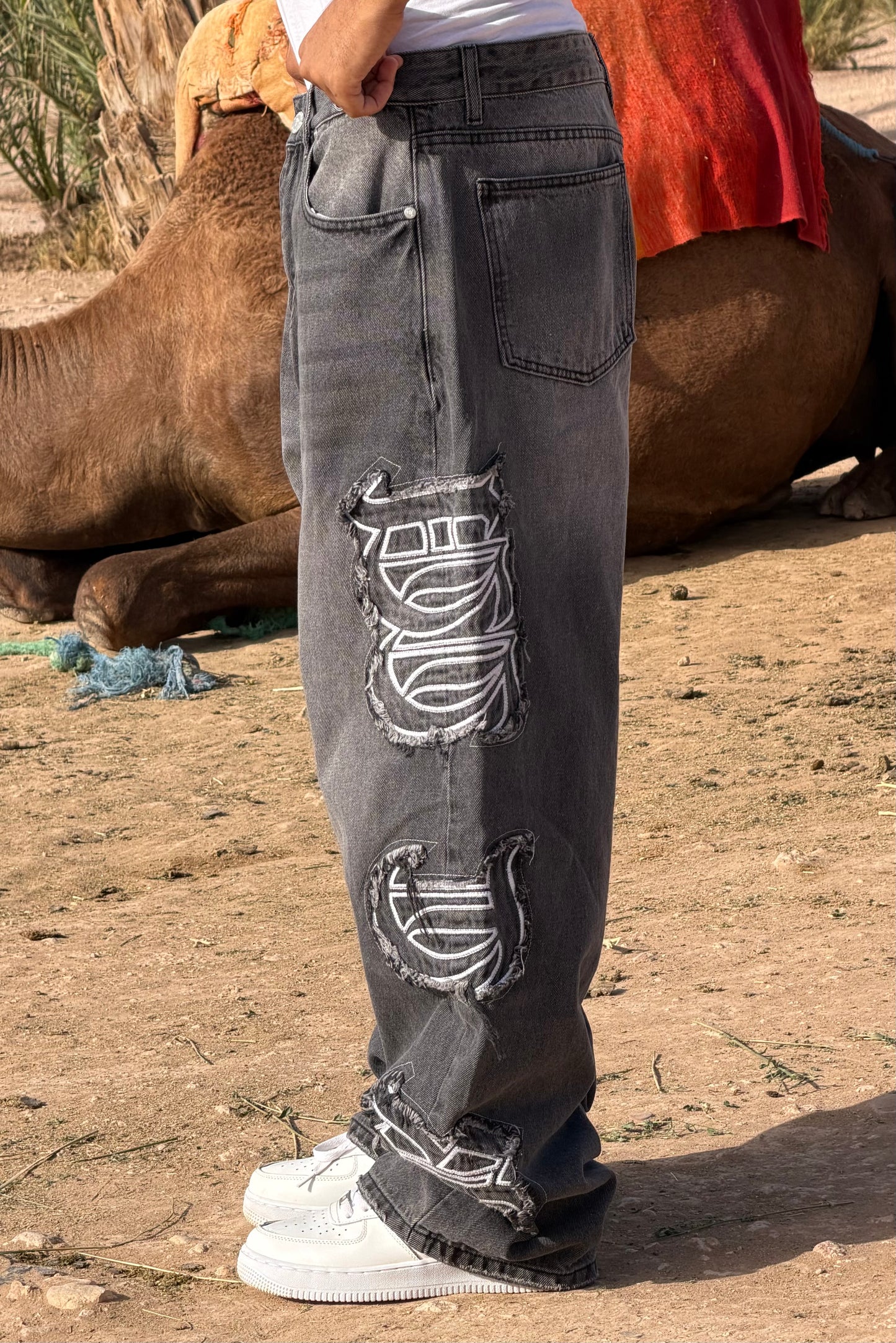 BAGGY JEANS L’INTROUVABLE (GRIS NOIR)