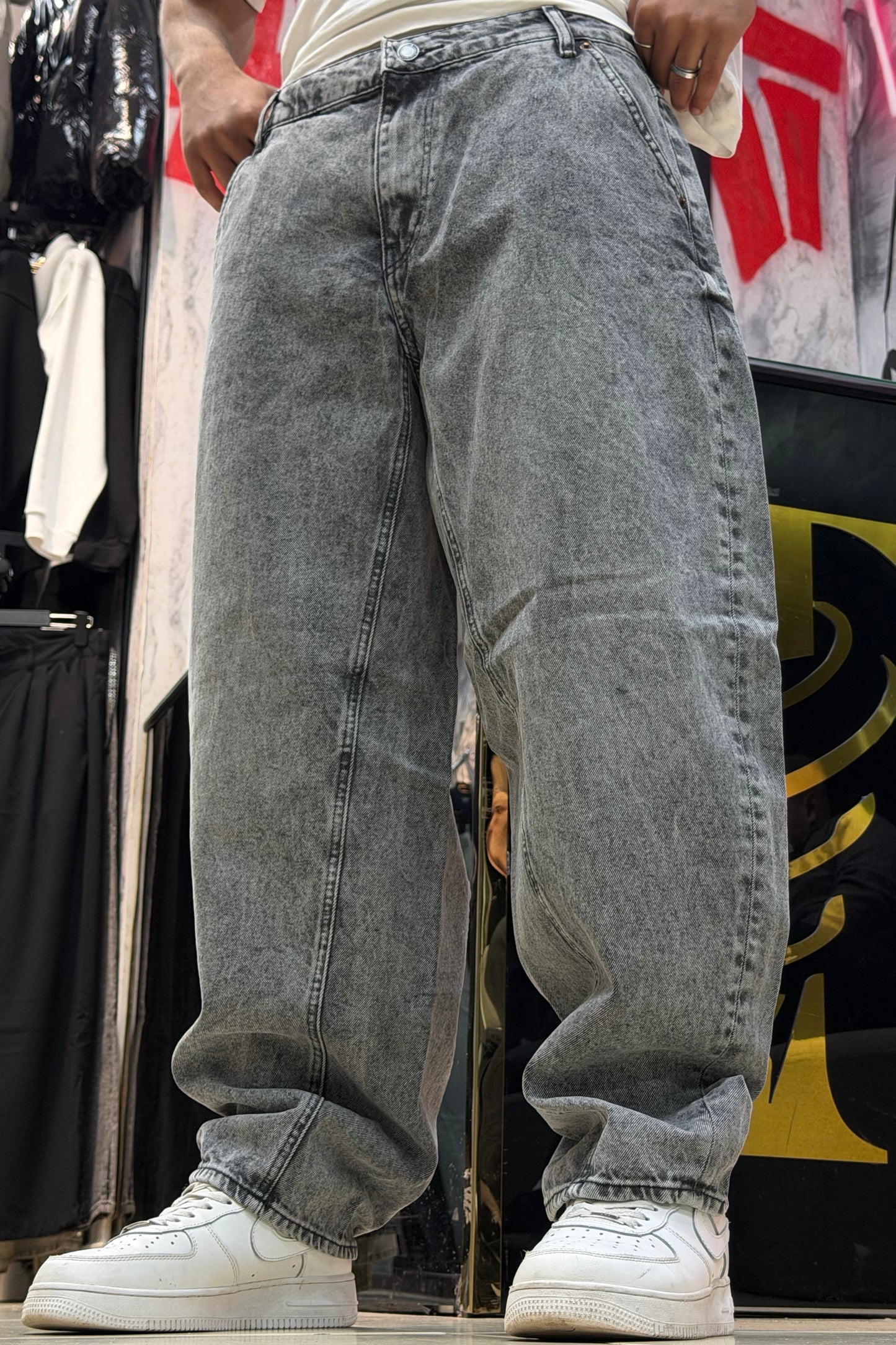 BALLOON FIT JEANS GREY