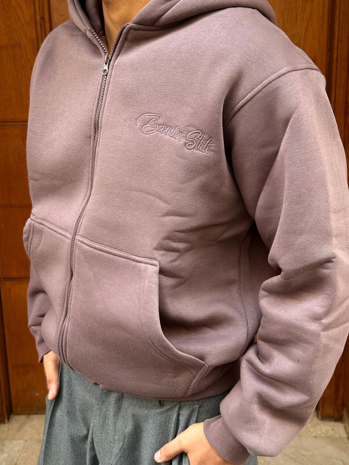 HOODIES ZIP BARRIER STATE BROWN BL