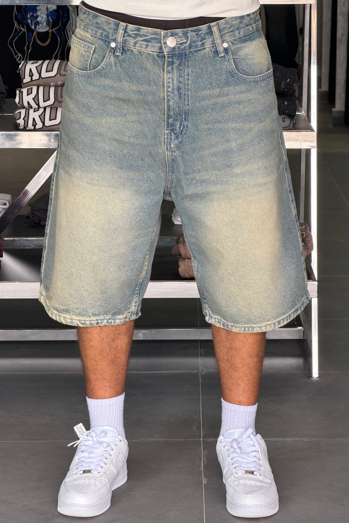 SKATER JORTS TORNADO STYLE DIRTY VERT