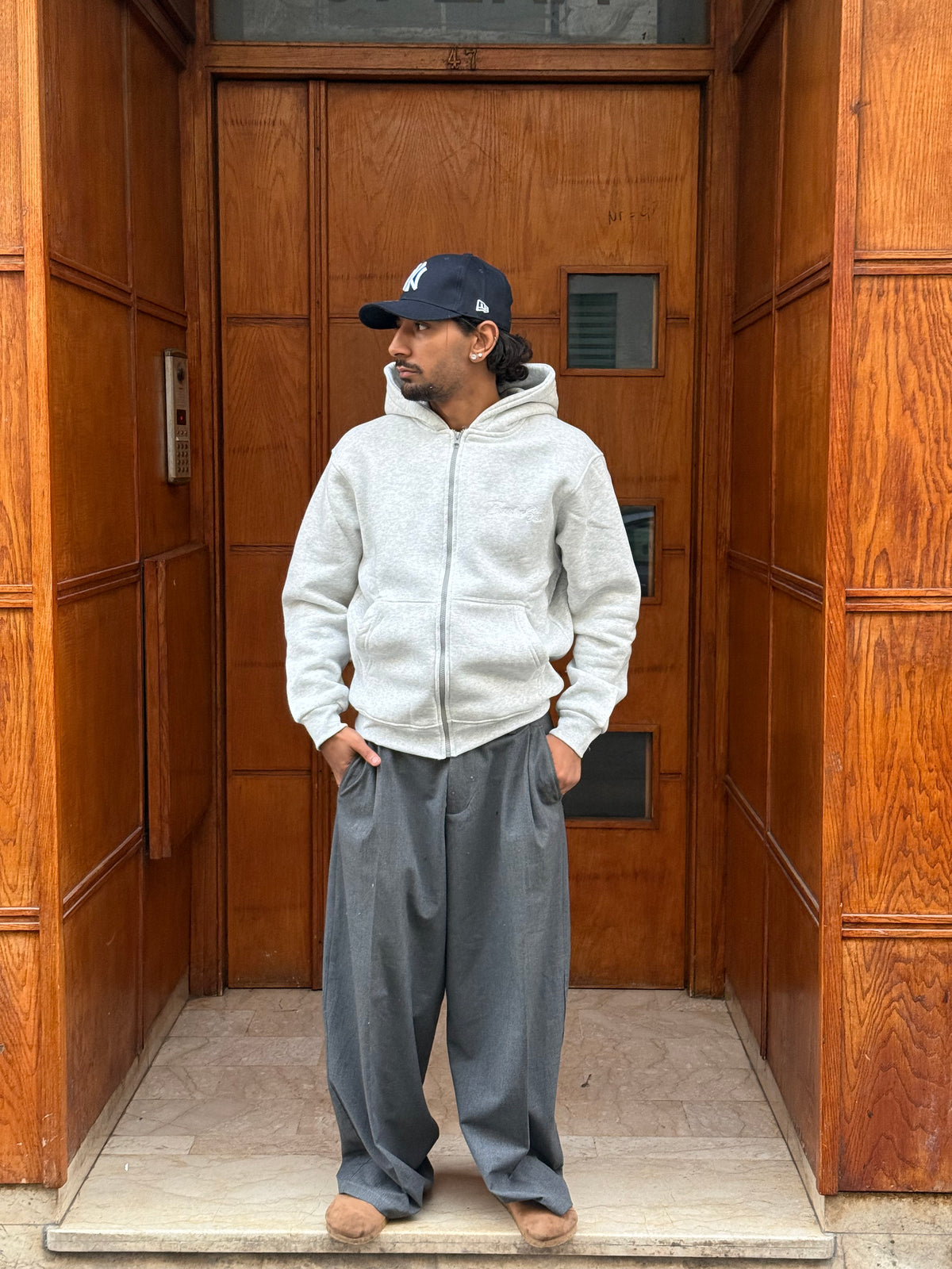 HOODIES ZIP BARRIER STATE GREY BL