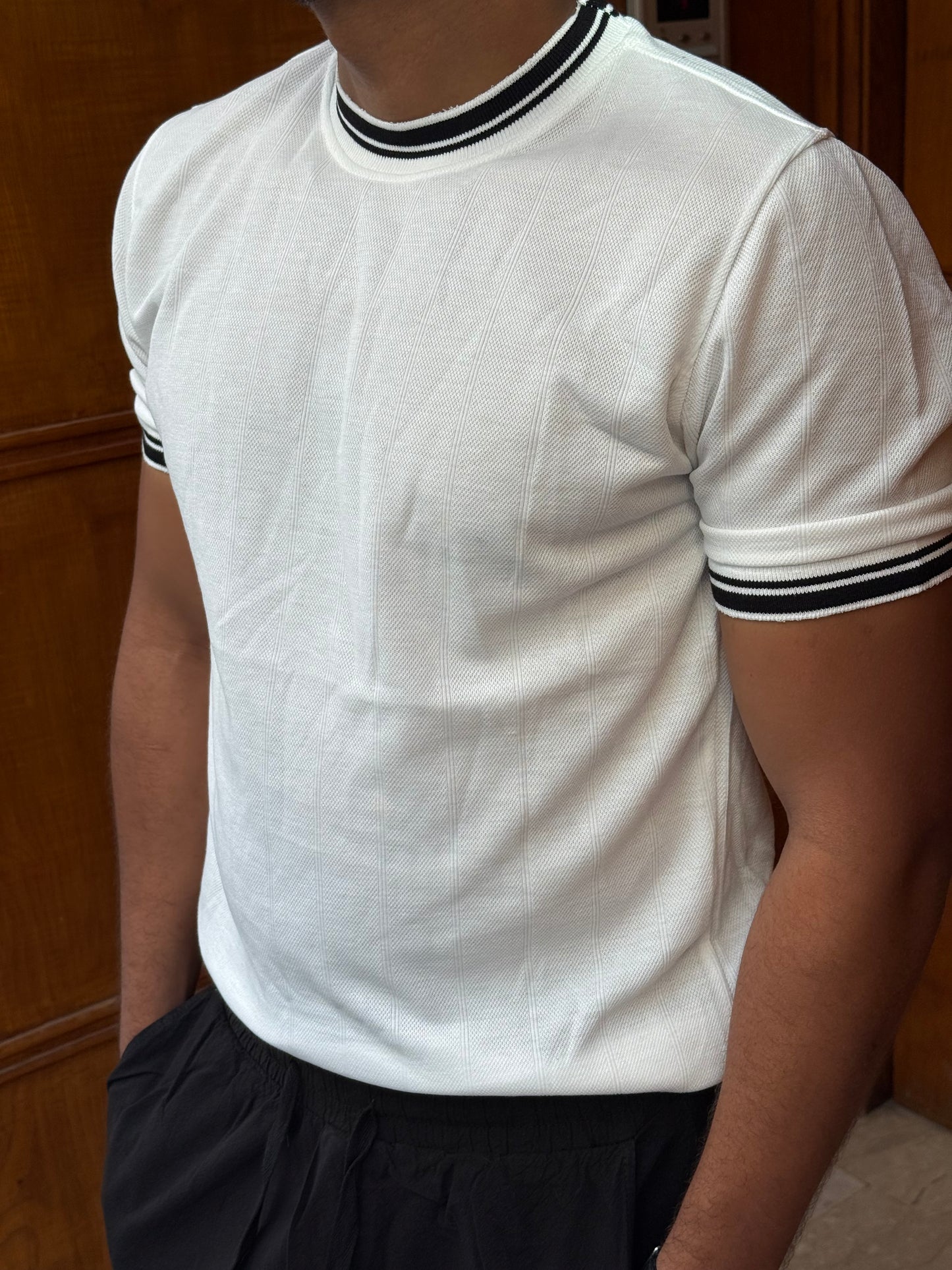 T-SHIRT SLIM FIT WHITE NGR 023