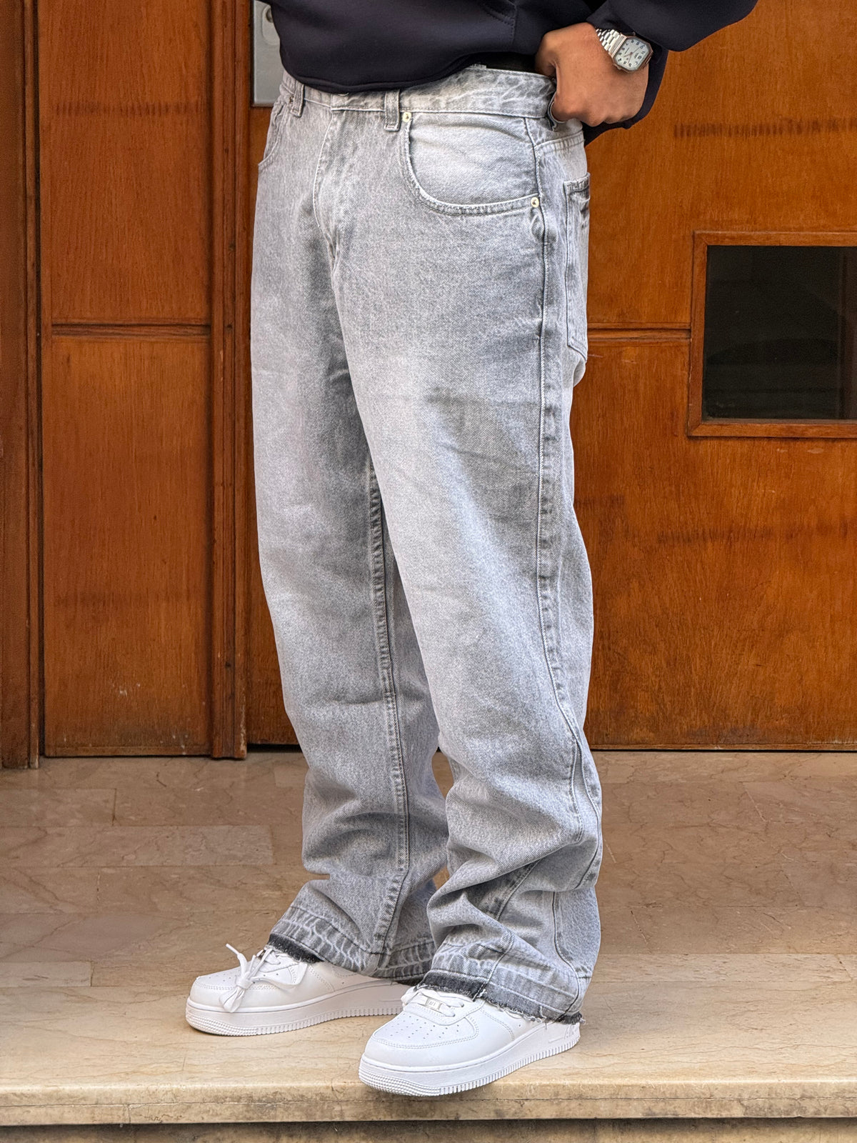 FLARED JEANS (GREY)