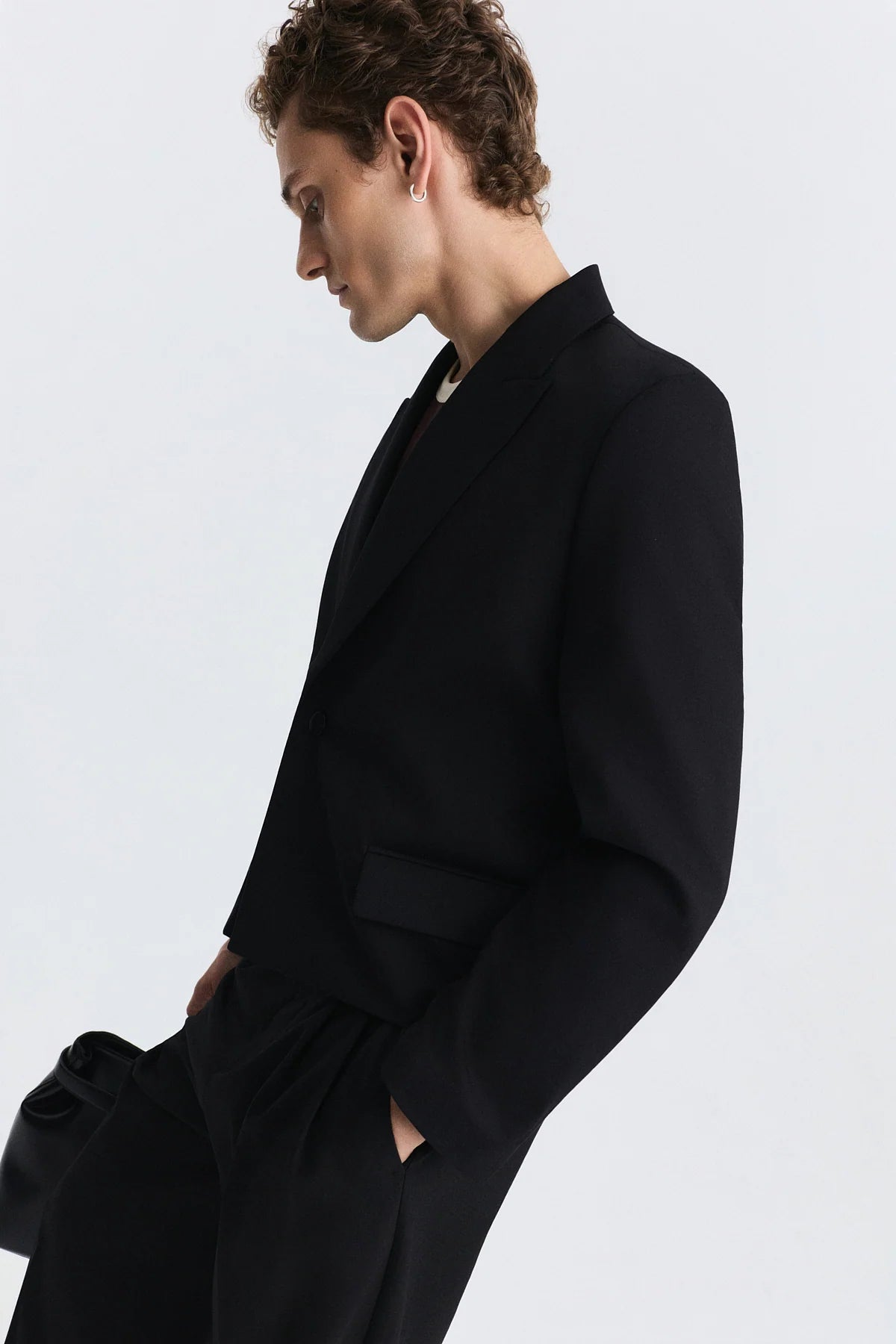 COSTUME CROP BLACK ANT