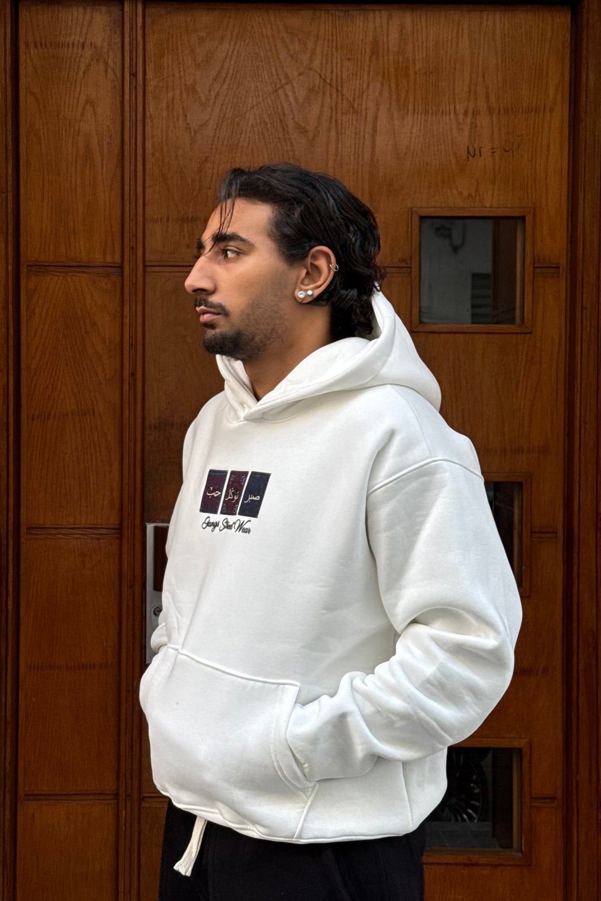 HOODIES (حب) WHITE BL