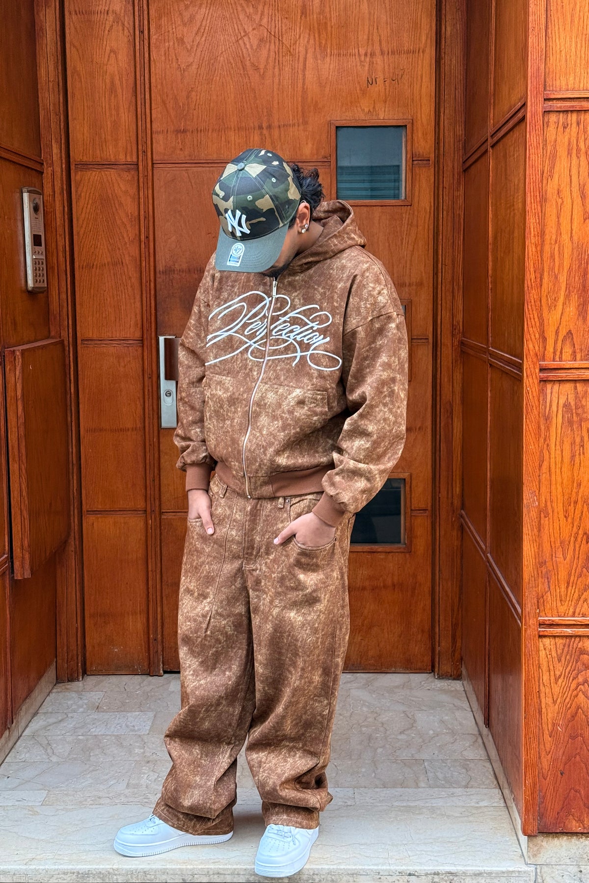 BAGGY JEANS IMPRIME BROWN