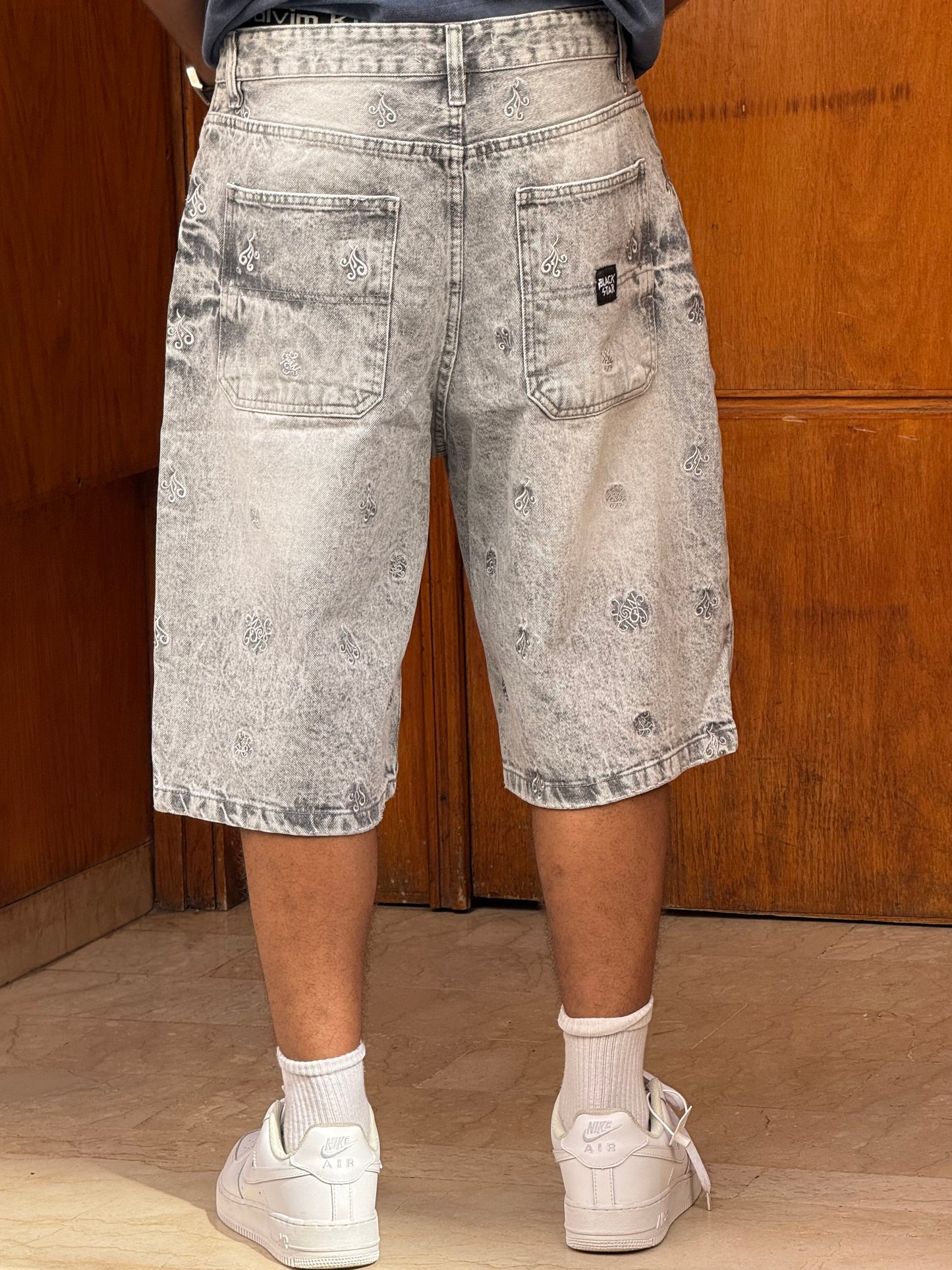 SKATER JORTS BRODERIE GREY