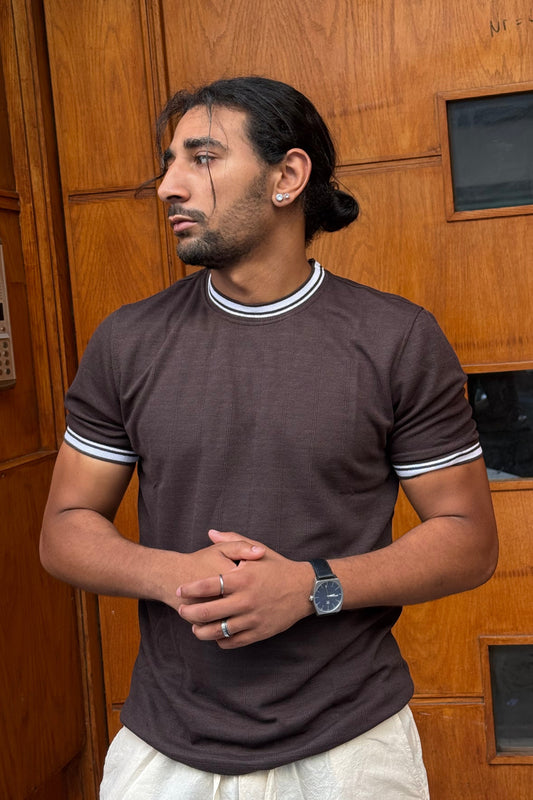 T-SHIRT SLIM FIT BROWN NGR 023