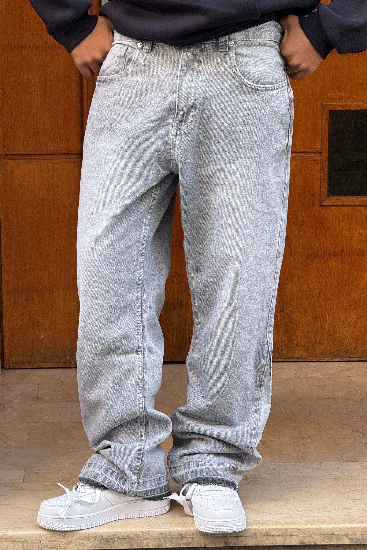 FLARED JEANS (GREY)