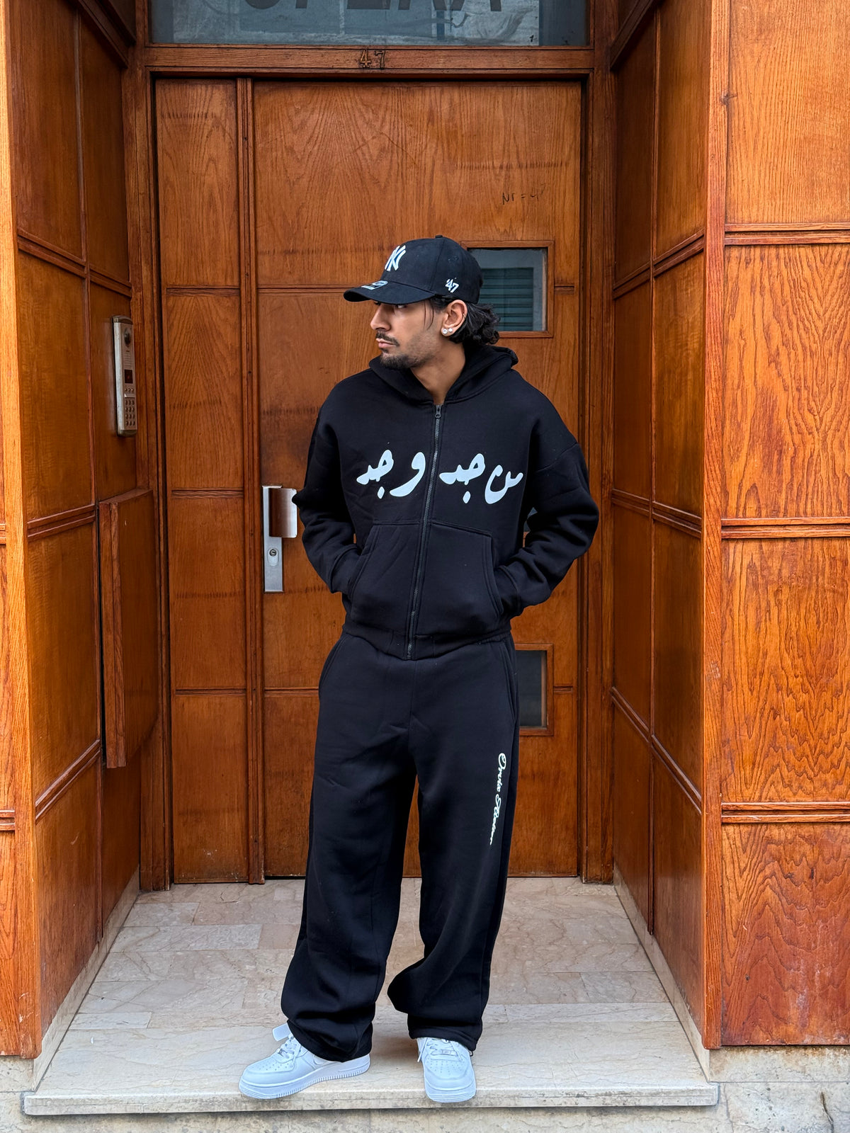 HOODIES ZIP CROP ( من جد وجد ) BLACK OVX