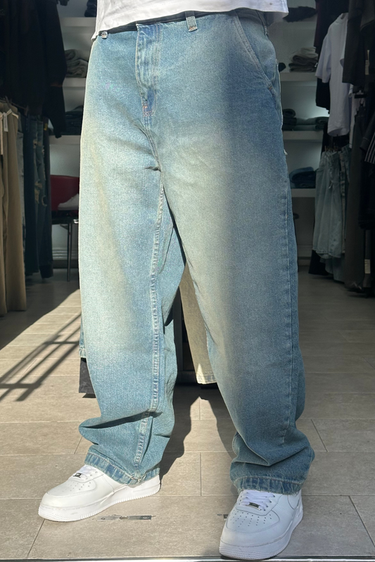 SKATER JEANS DIRTY