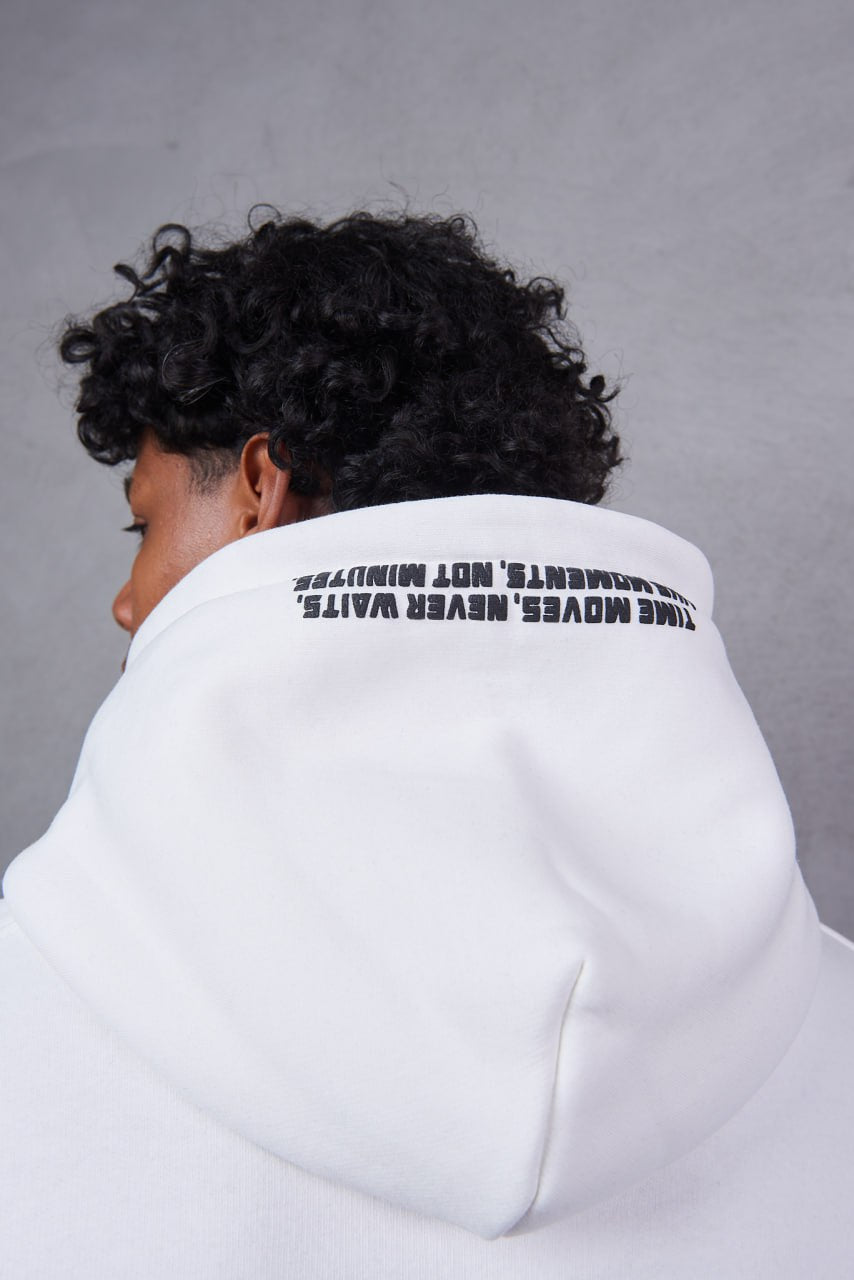 HOODIES TIME MOVES WHITE 2549