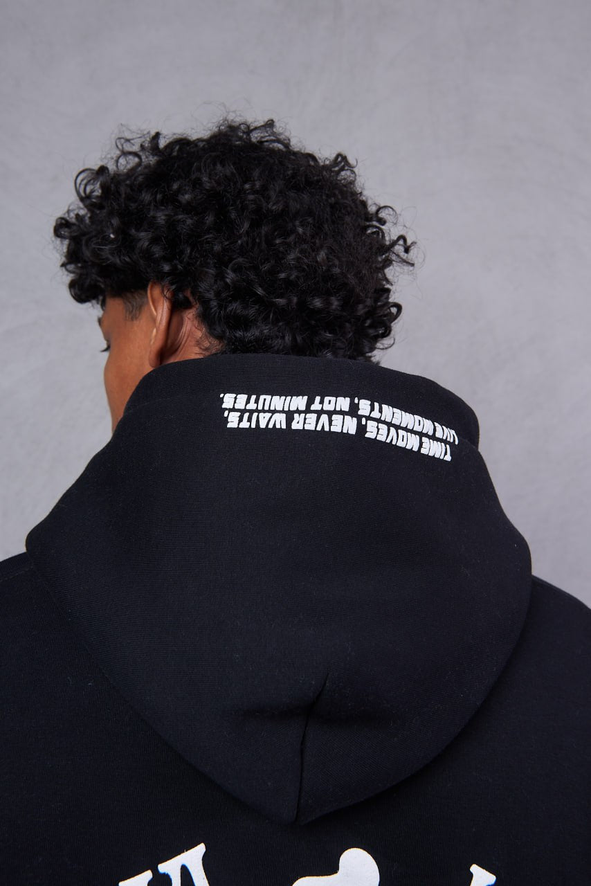 HOODIES TIME MOVES BLACK 2549