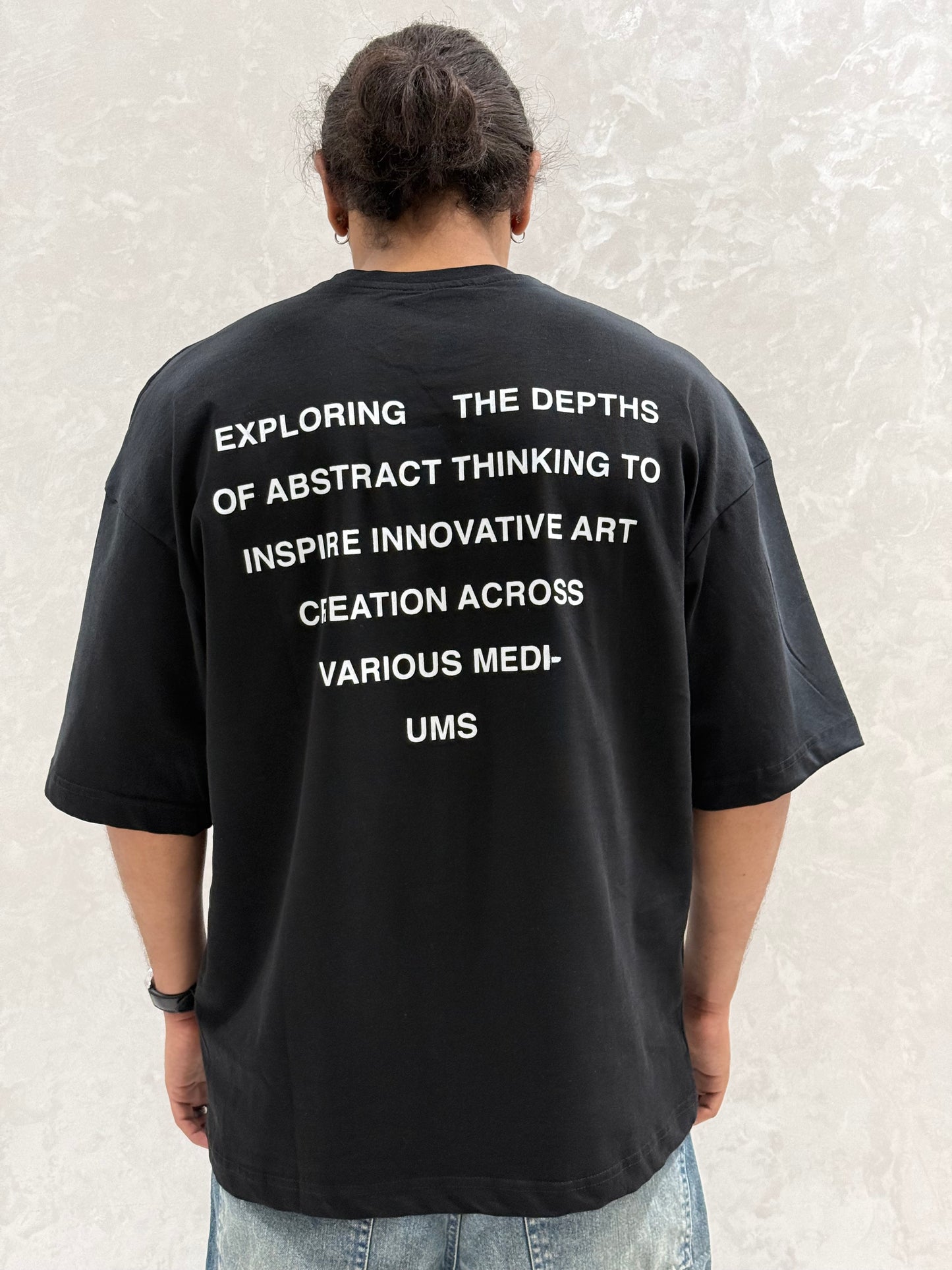 T-SHIRT EXPLORING BLACK SR