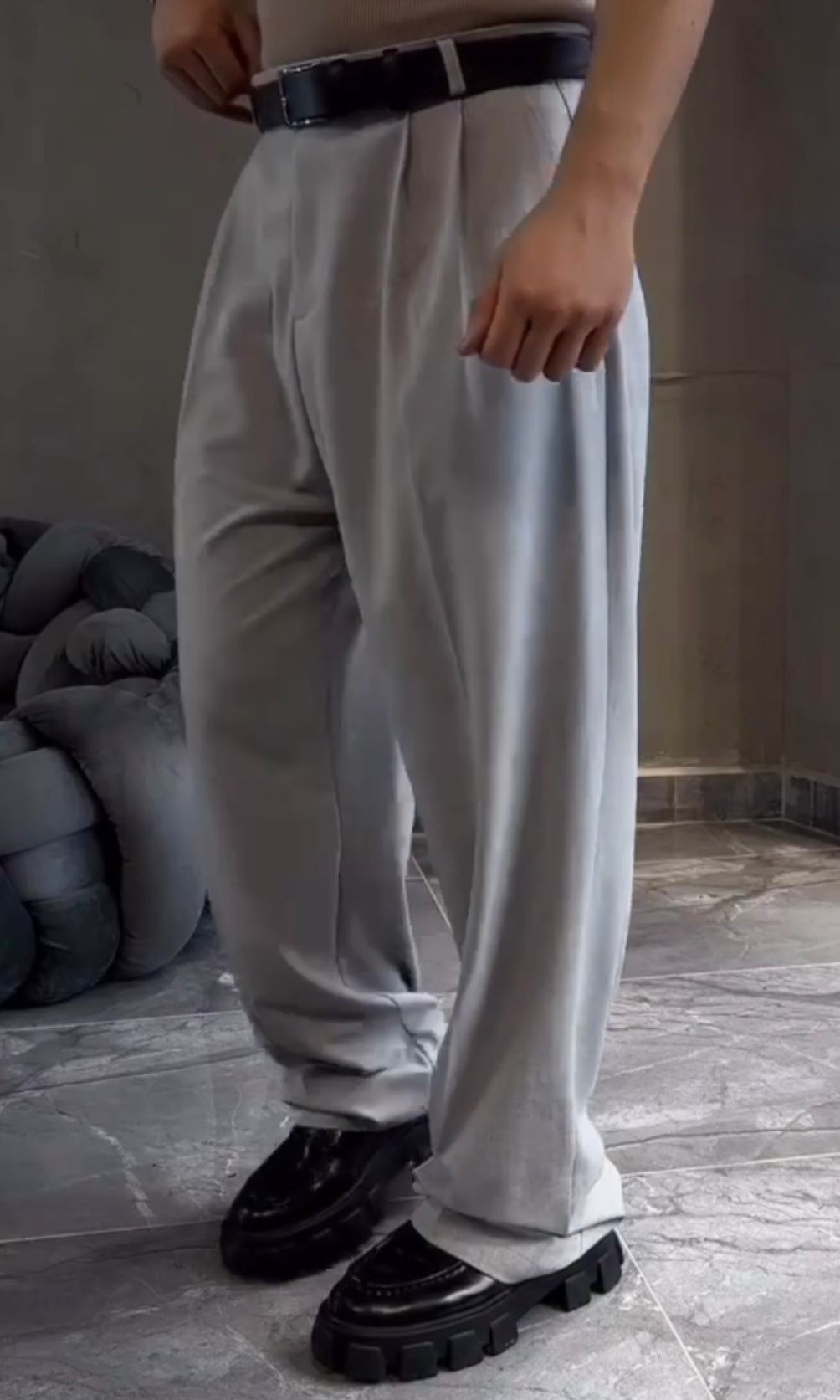 PANTALON OVERSIZE GRIS E80-11 ES