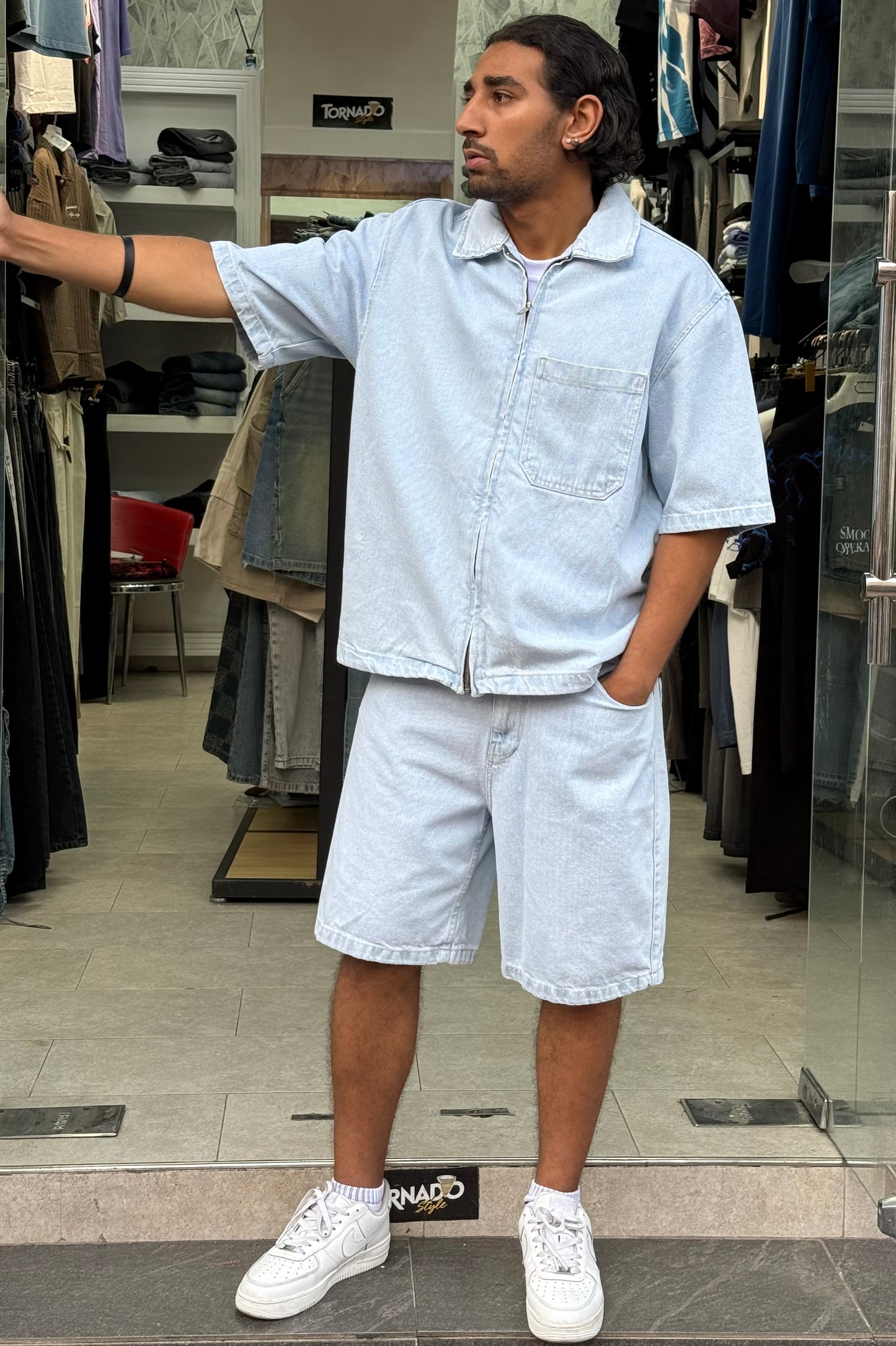 ENSEMBLE JEANS AVEC SHORT DELAVE