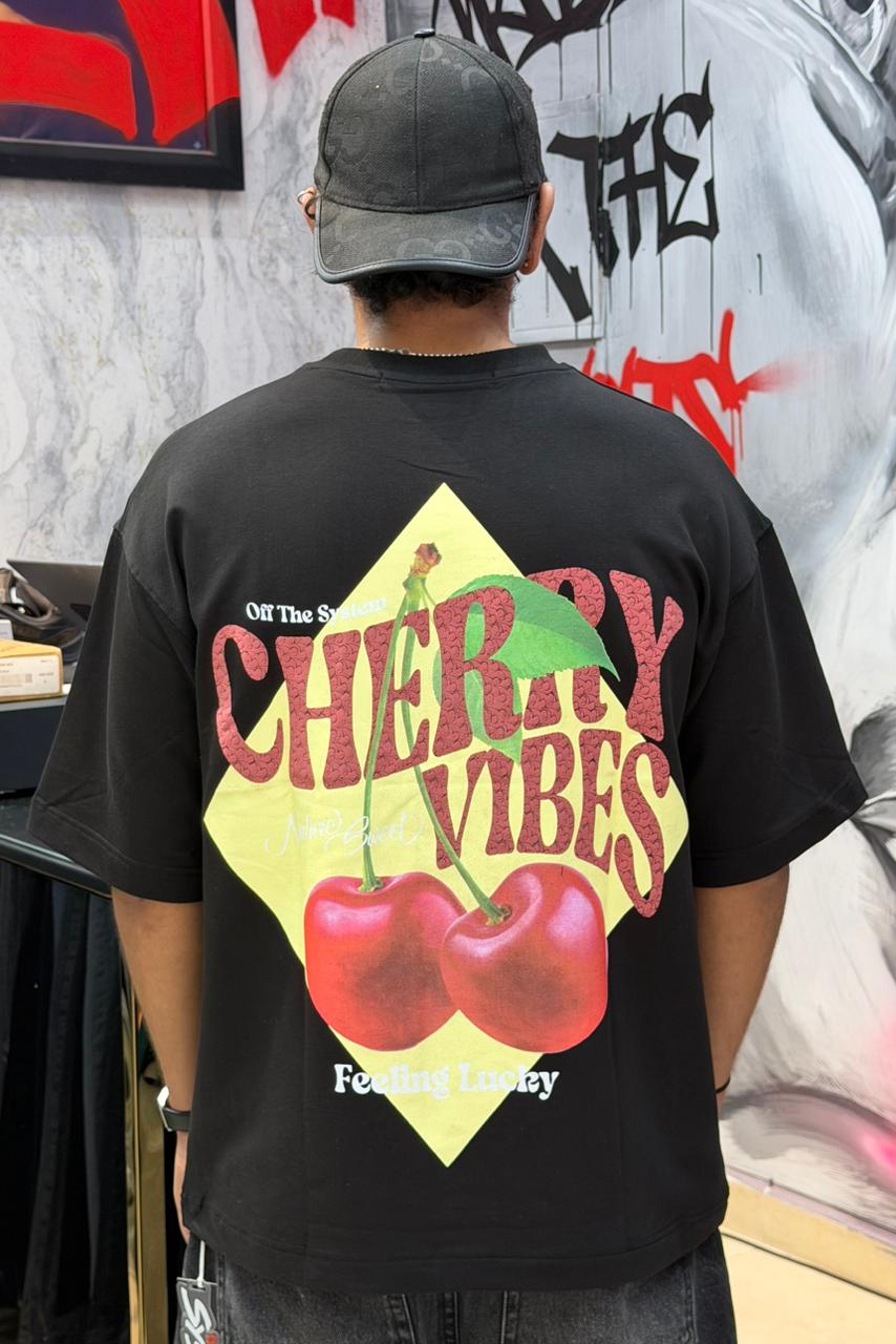 T-SHIRT CHERRY VIBES BLACK